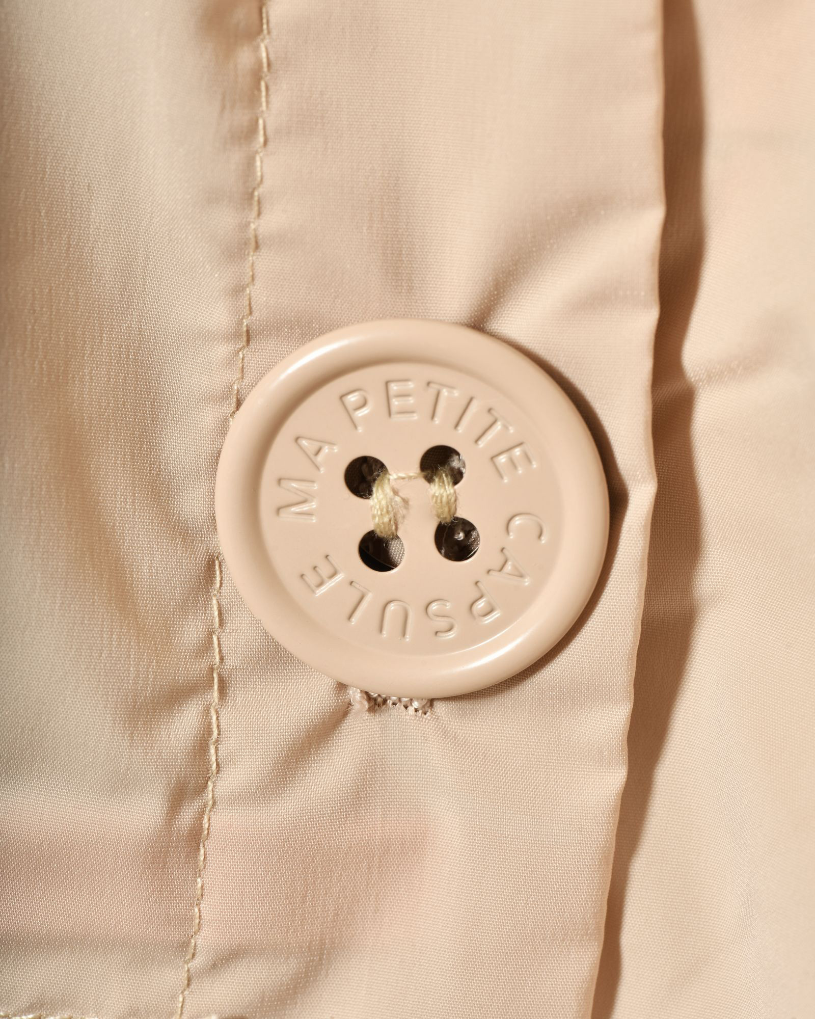 Coupe-vent à pochette intégrée Ma Petite Capsule