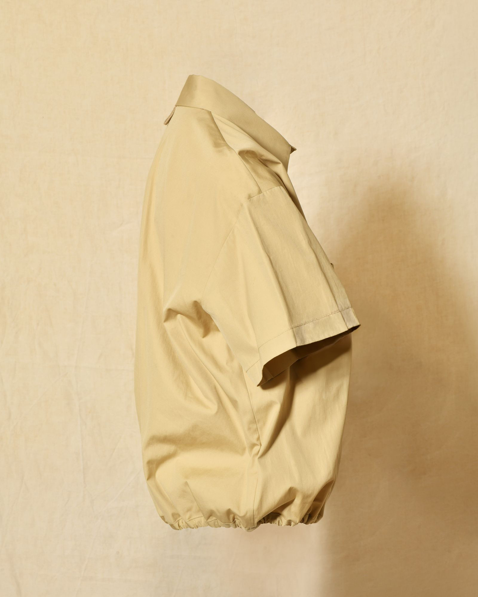Chemise beige à taille resserrée Lorena Antoniazzi