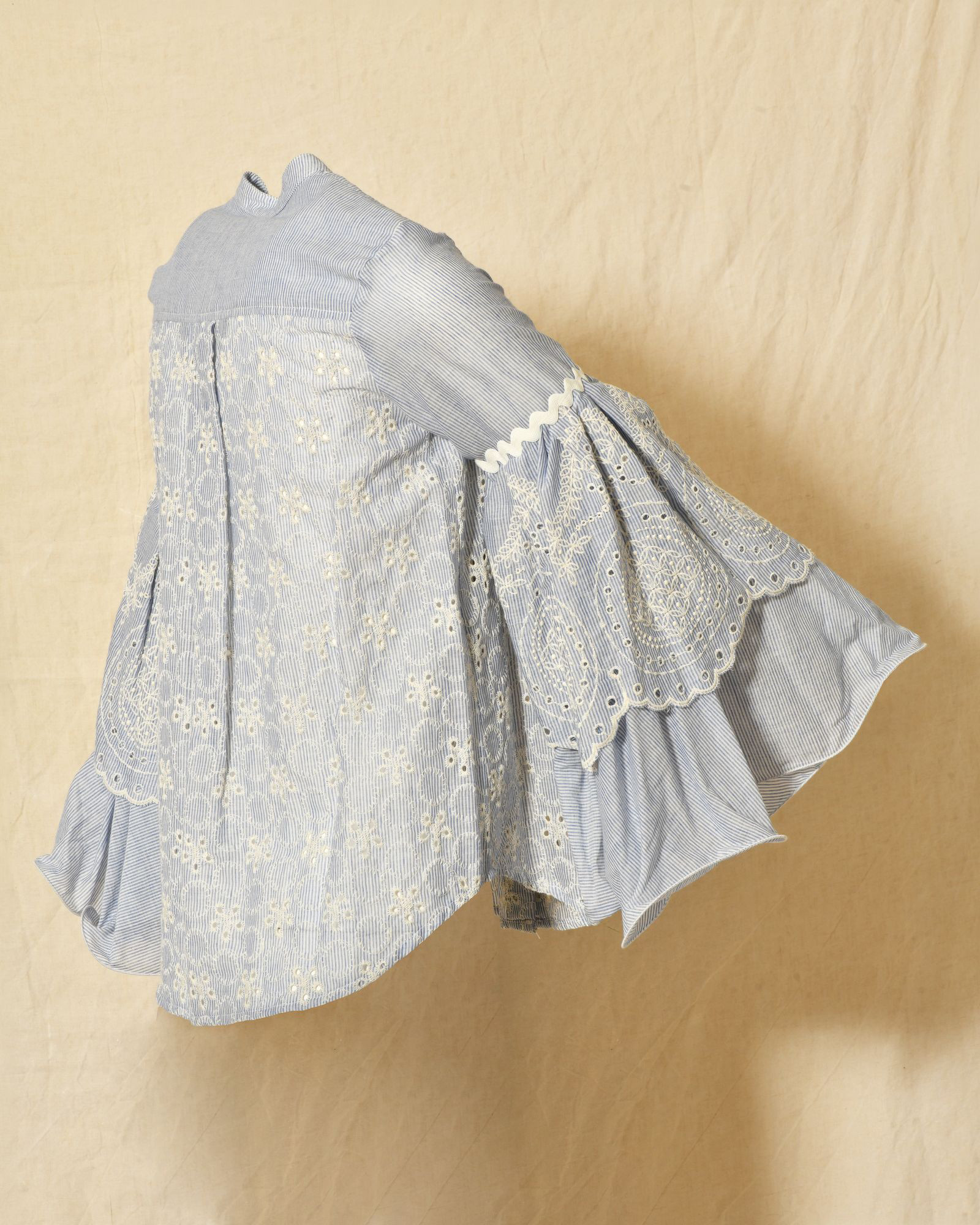 Blouse à rayures et broderies fleuries Front Street