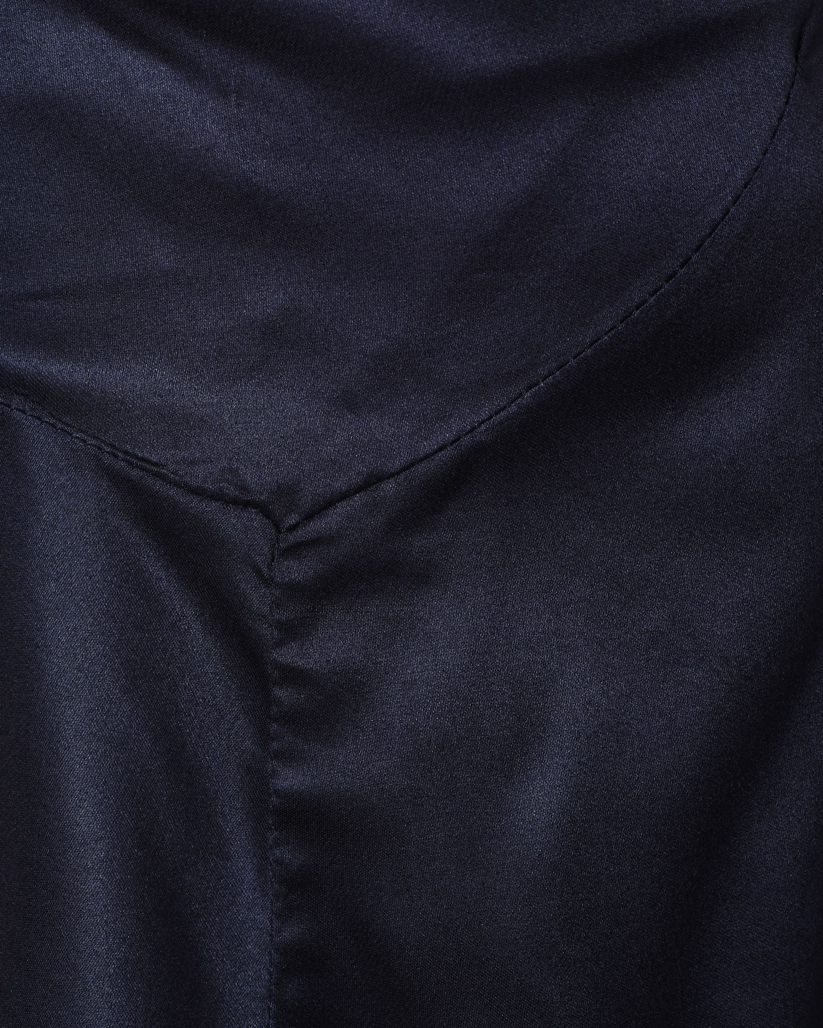 Débardeur en satin fluide bleu marine Front Street