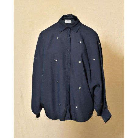 Chemise en lin bleu à broderies marguerite Front Street