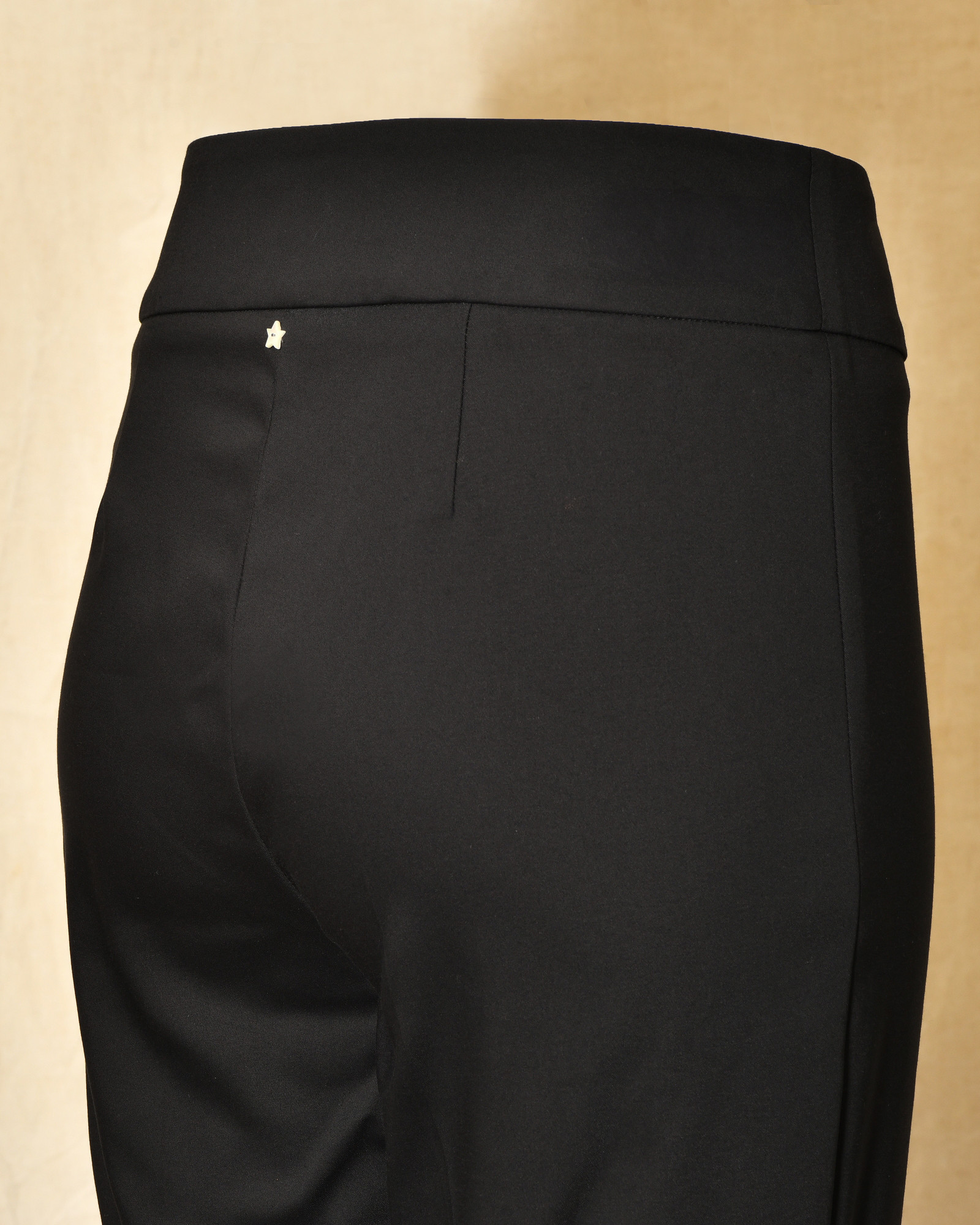 Pantalon slim noir taille haute Lorena Antoniazzi