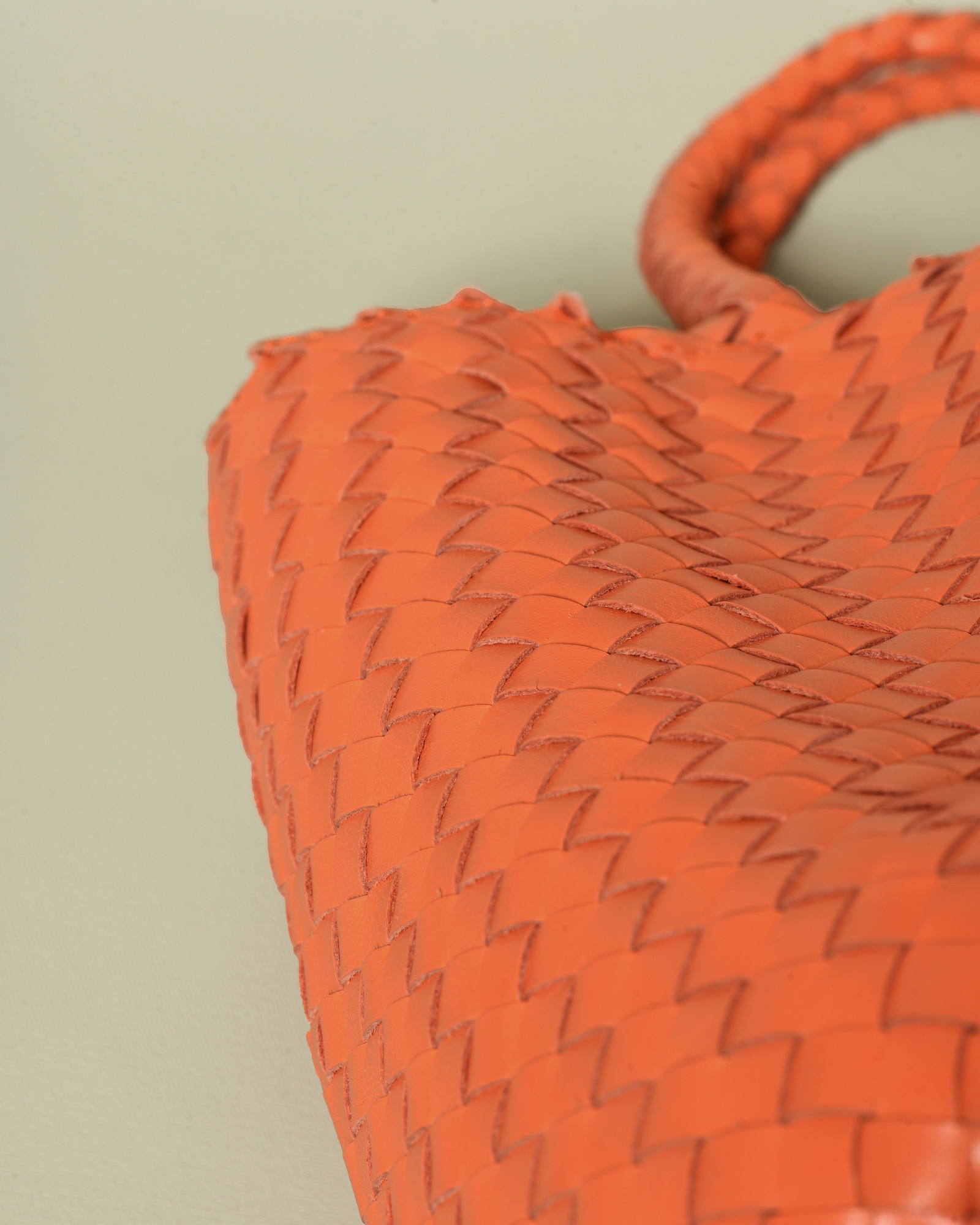 Sac cabas tressé orange foncé Dragon Diffusion