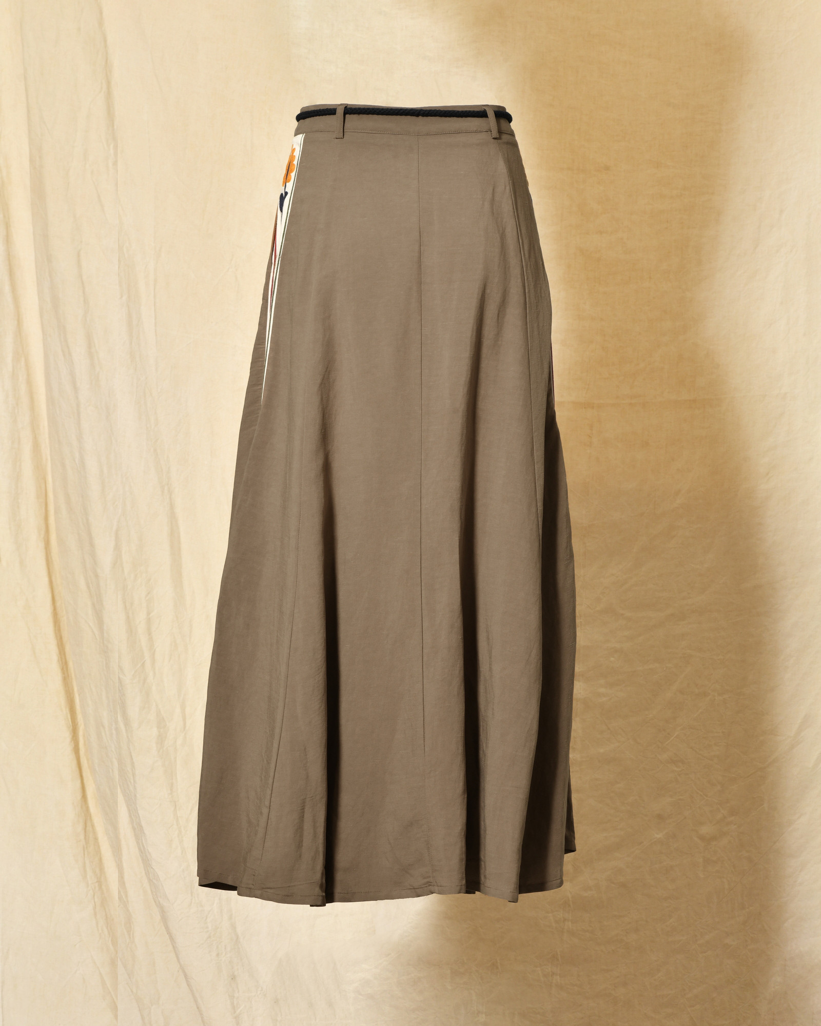 Jupe longue en lin taupe à ceinture corde Front Street