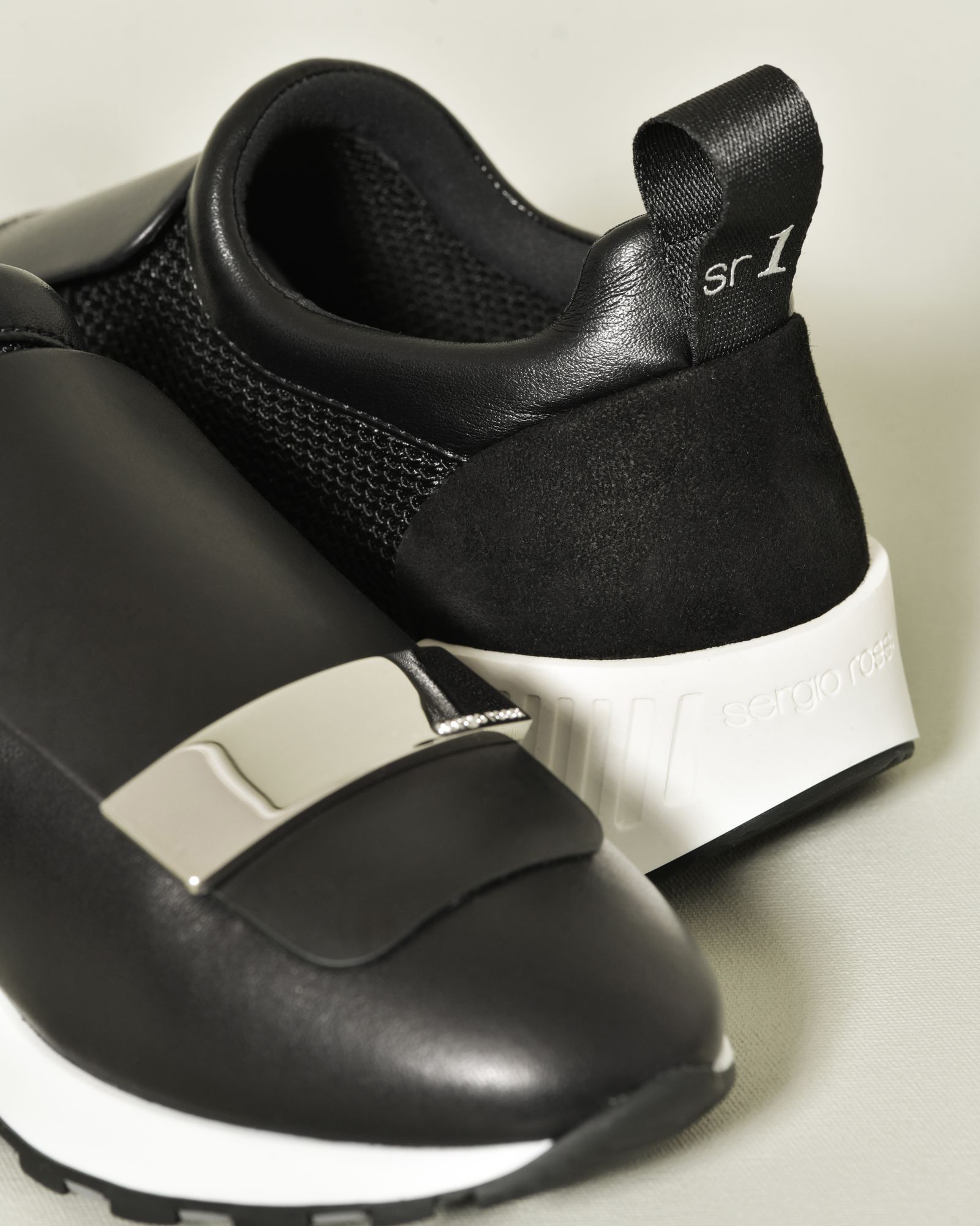 Sneakers en cuir noir à plateforme légère Sergio Rossi