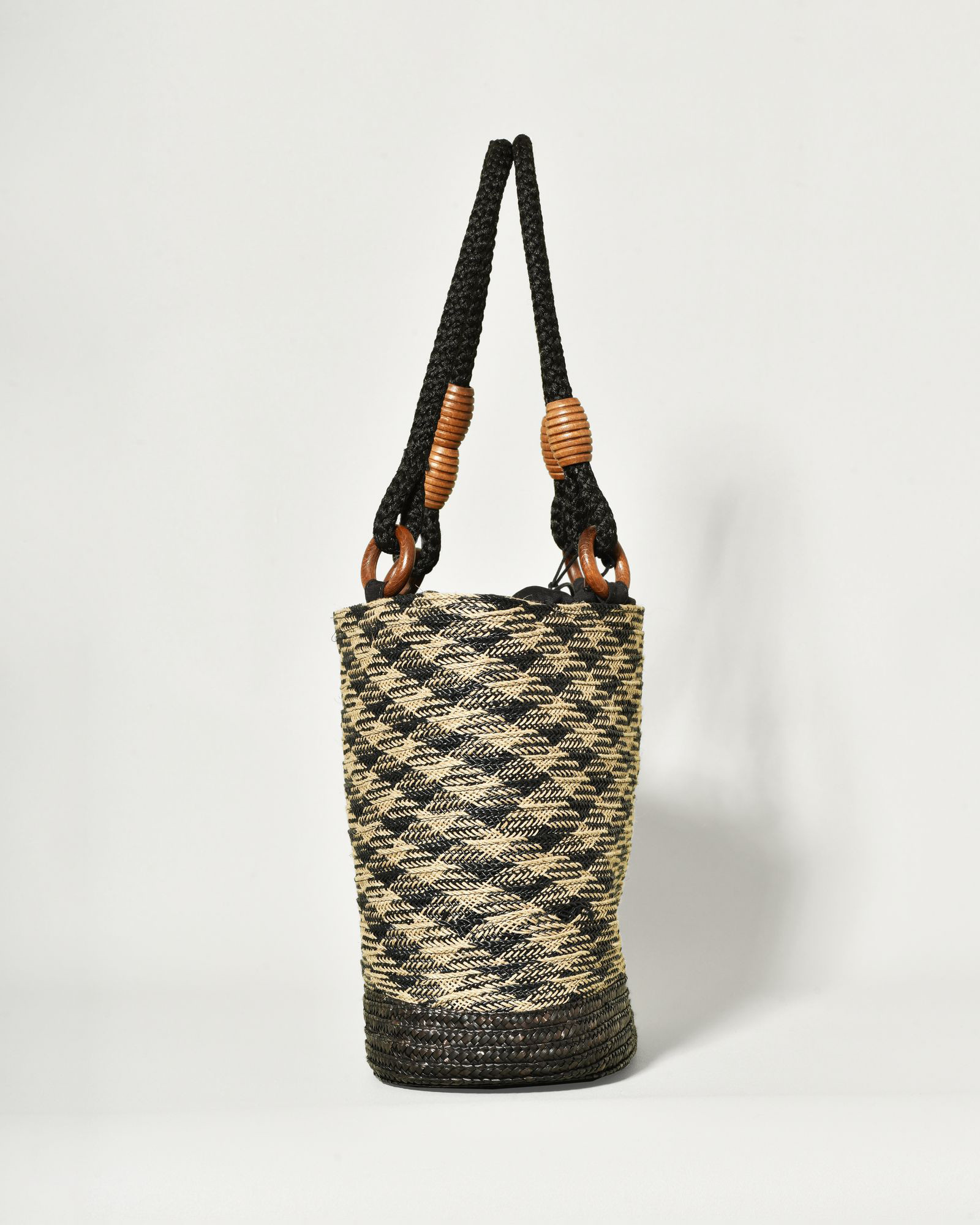 Sac cabas bicolore en fibres tressées Caterina Bertini