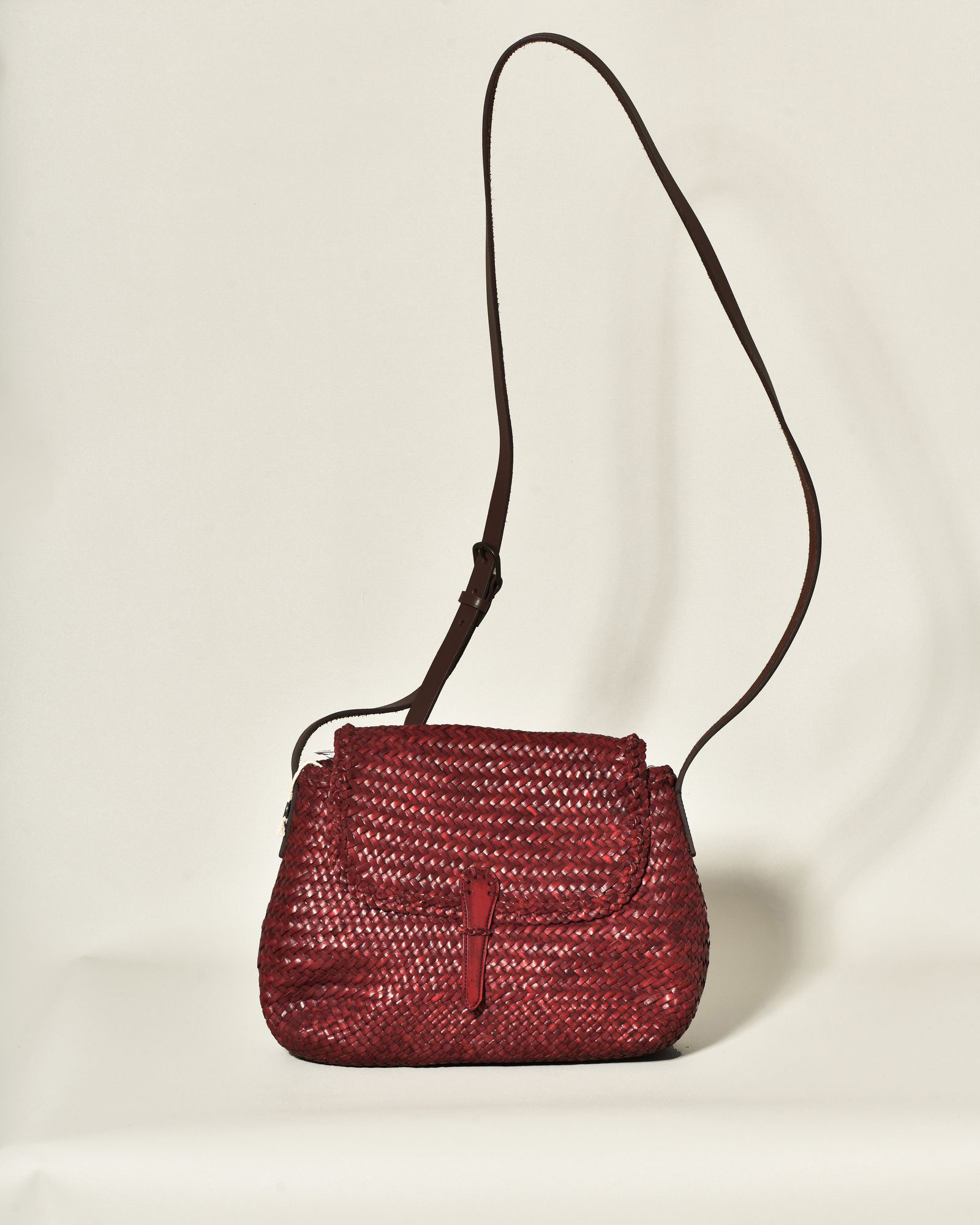 Sac en cuir tressé avec fermeture à rabat Dragon Diffusion