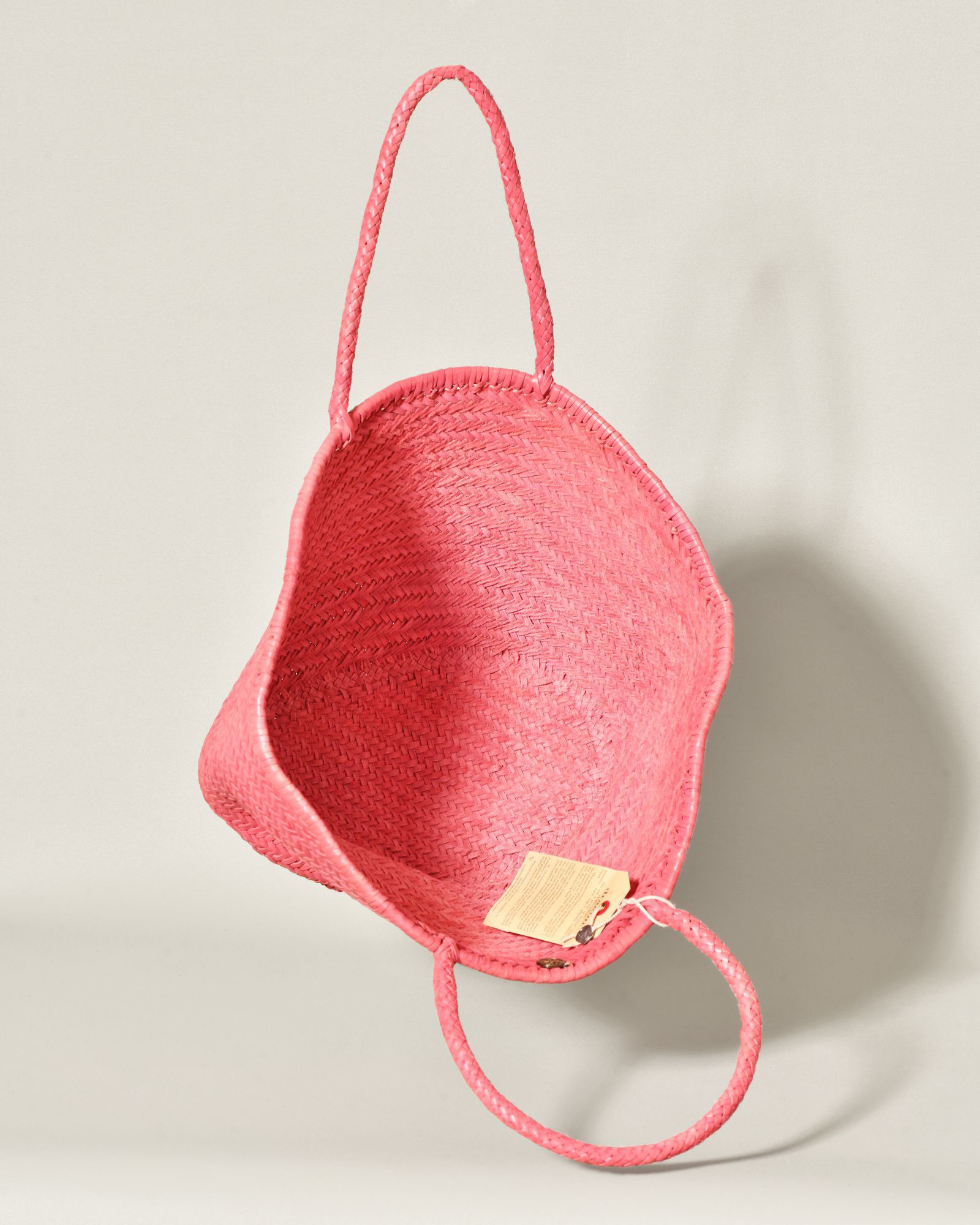 Sac cabas rose en fibres tressées Dragon Diffusion