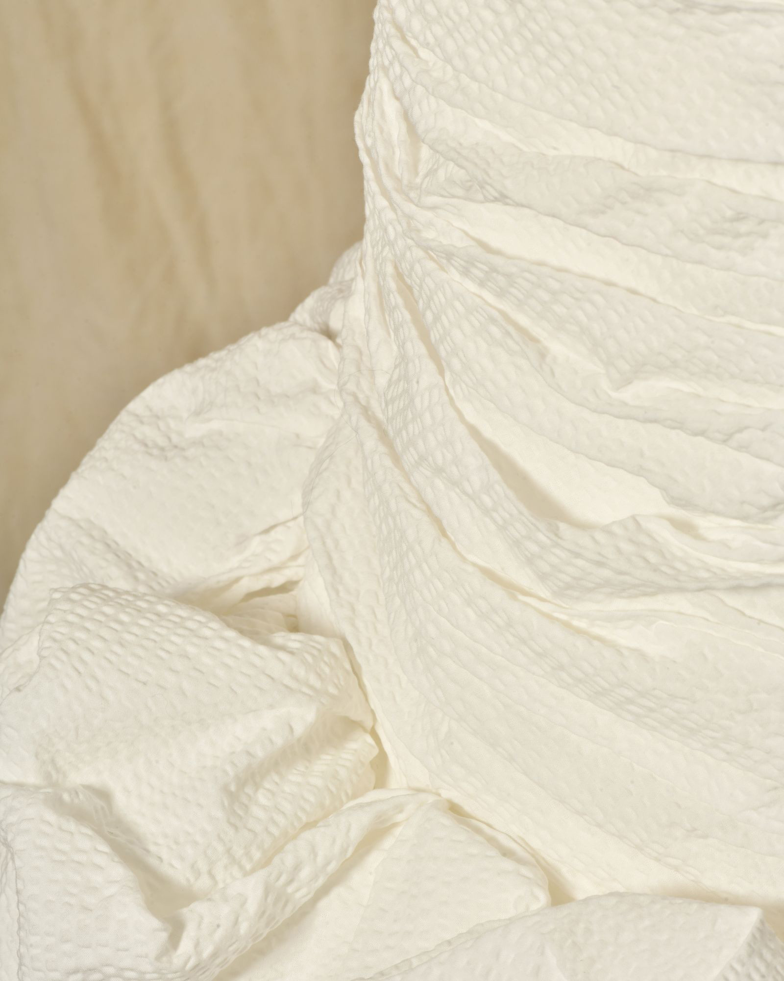 Robe bustier drapée blanche à volants Edward Achour