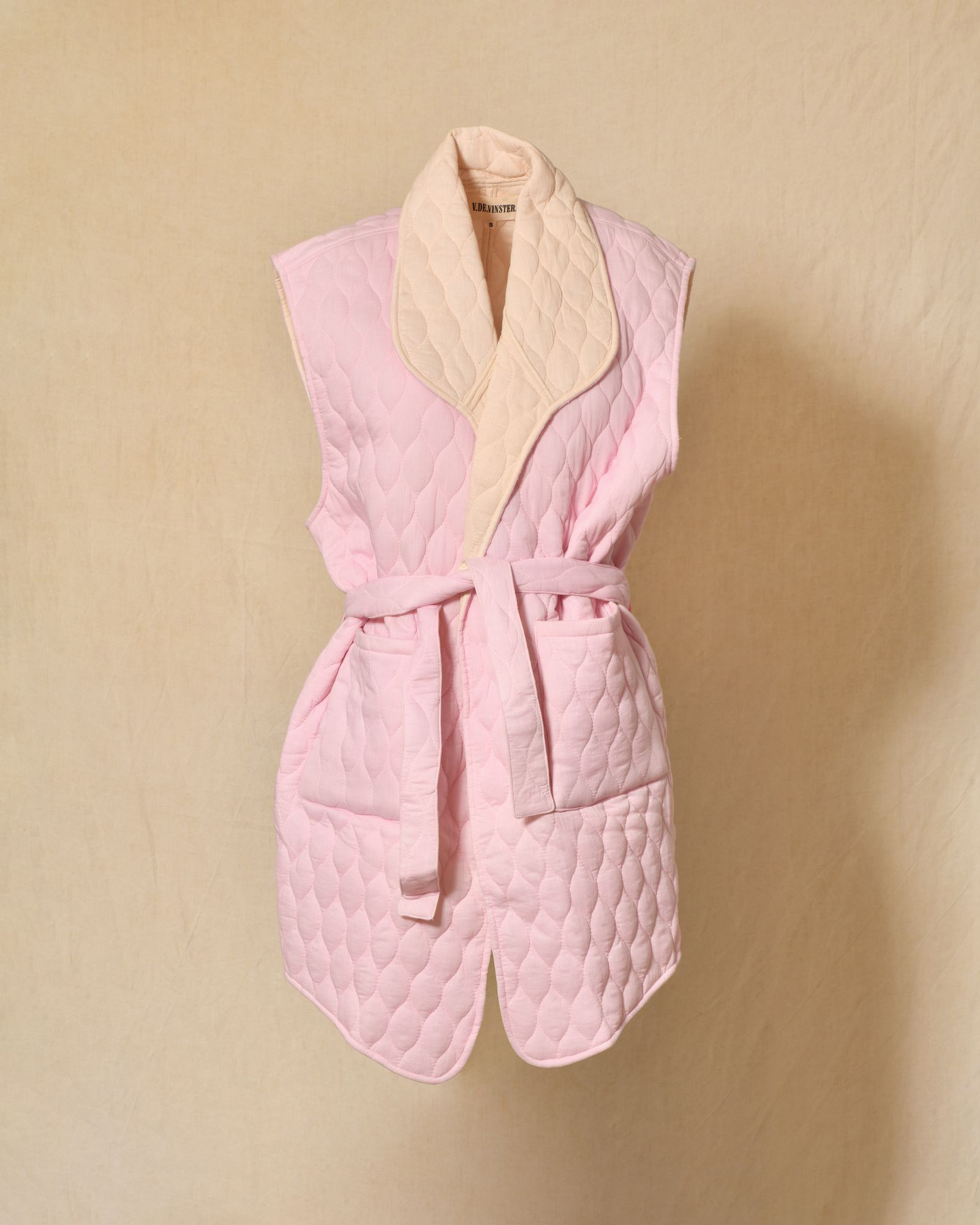 Veste sans manches matelassée rose V.de.Vinster