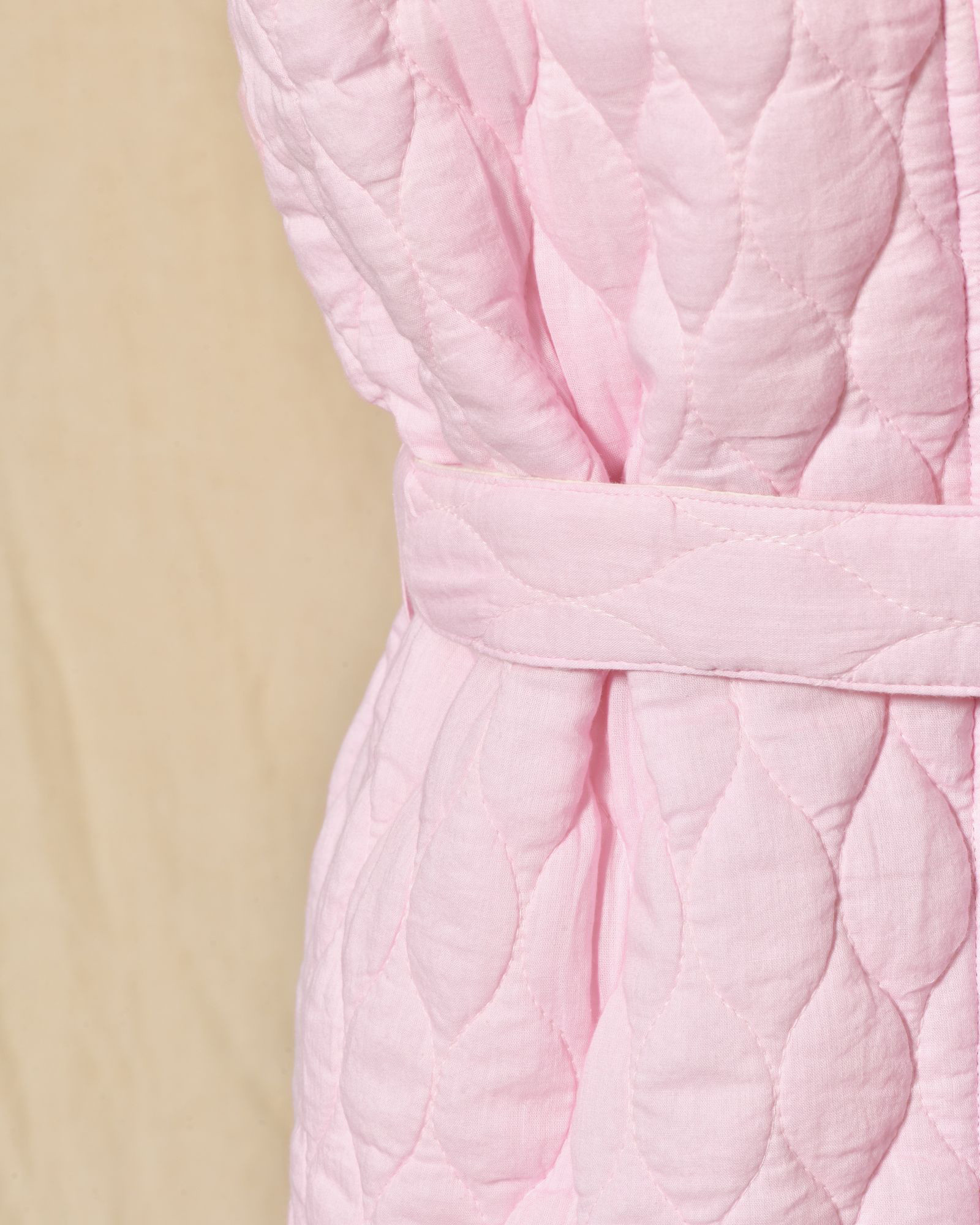 Veste sans manches matelassée rose V.de.Vinster