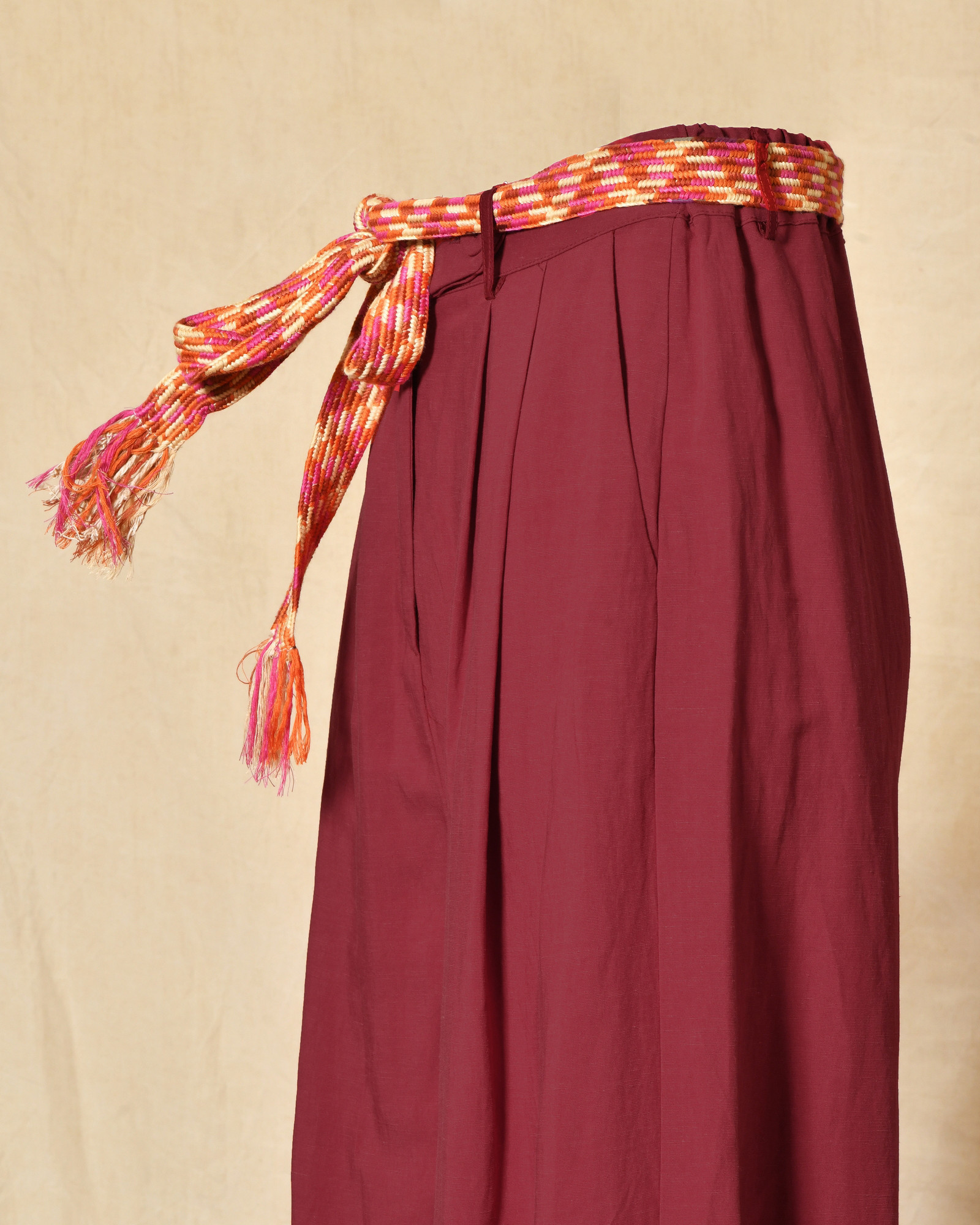 Pantalon palazzo bordeaux à ceinture tressée Front Street