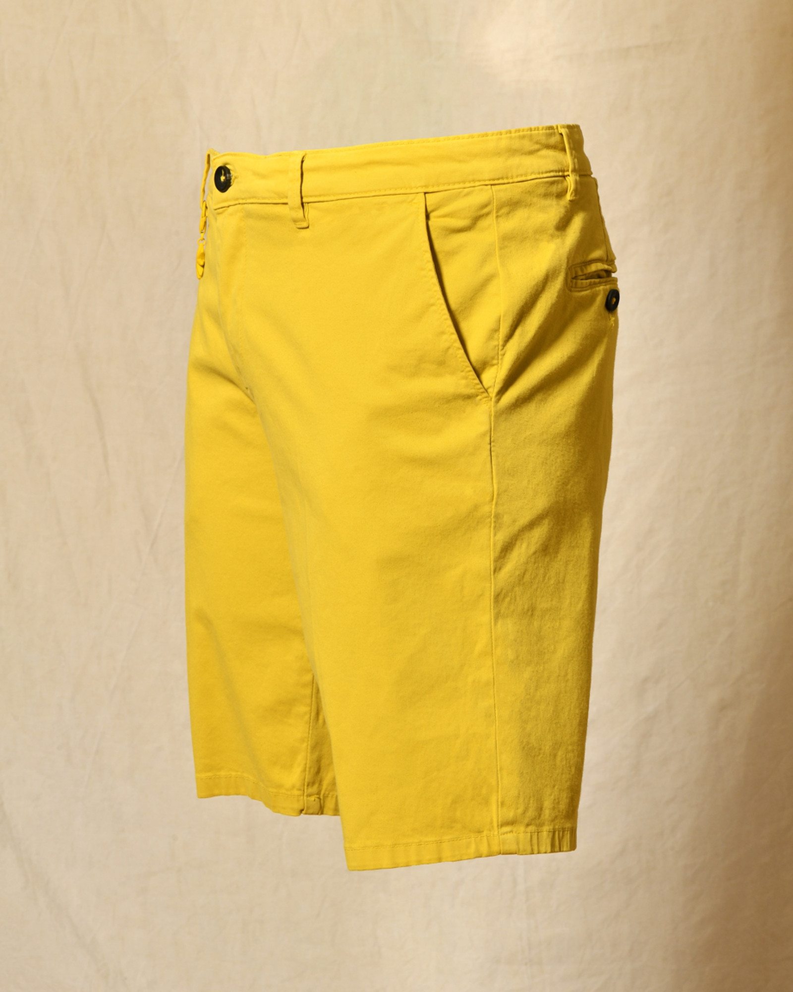 Short en coton jaune Manuel Ritz