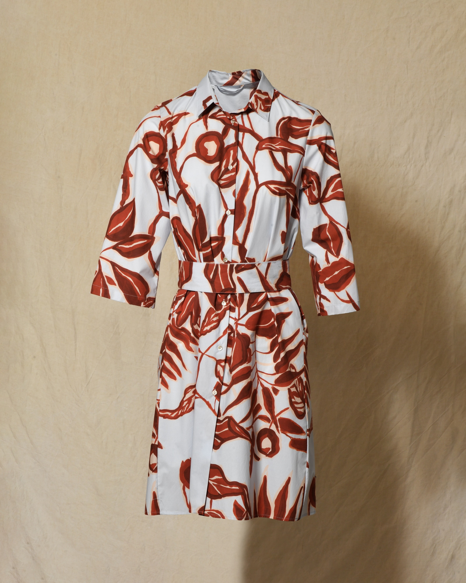 Robe bleue à imprimé florale rouge Lady Cotton