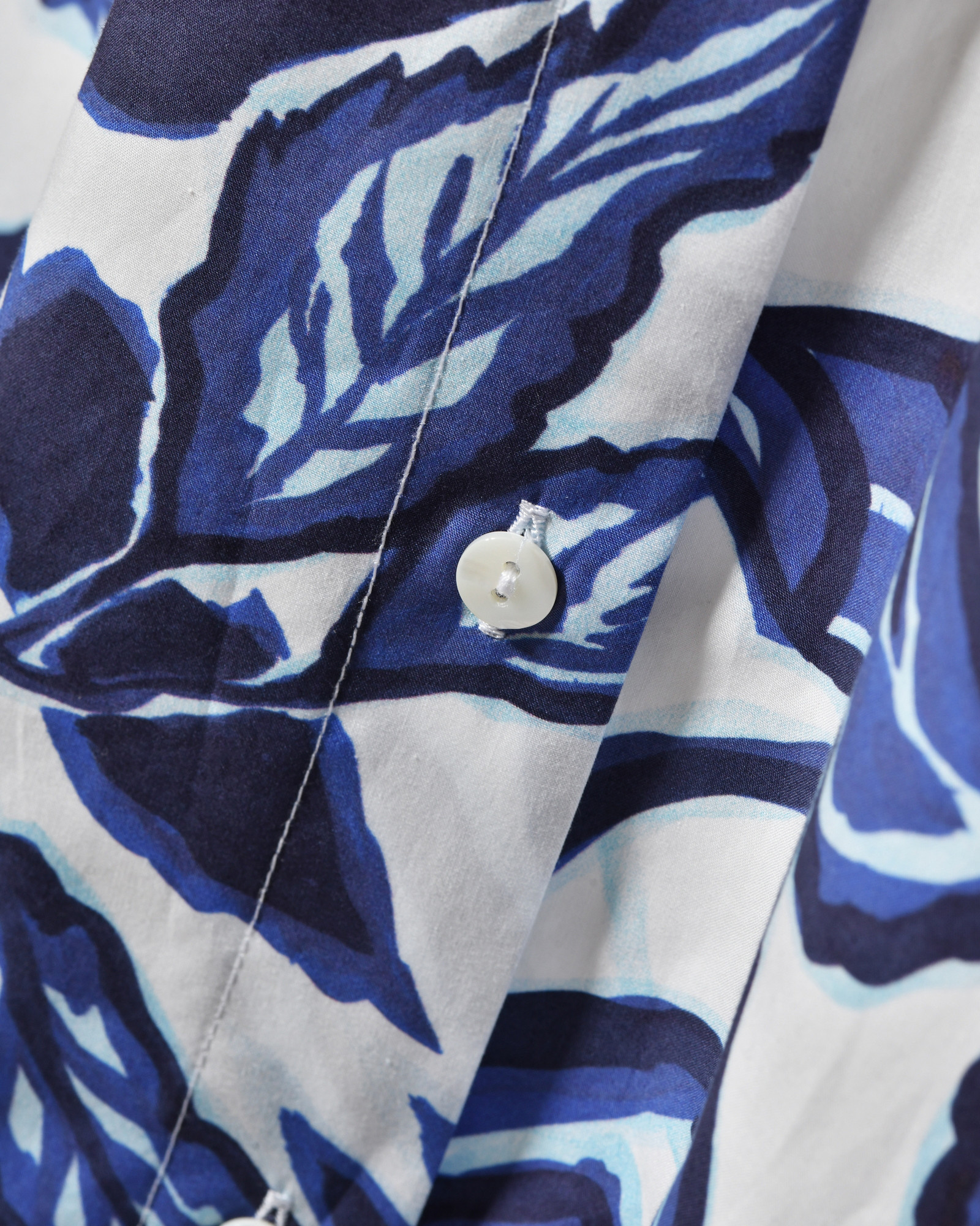 Jupe évasée blanche à imprimé florale bleu Lady Cotton