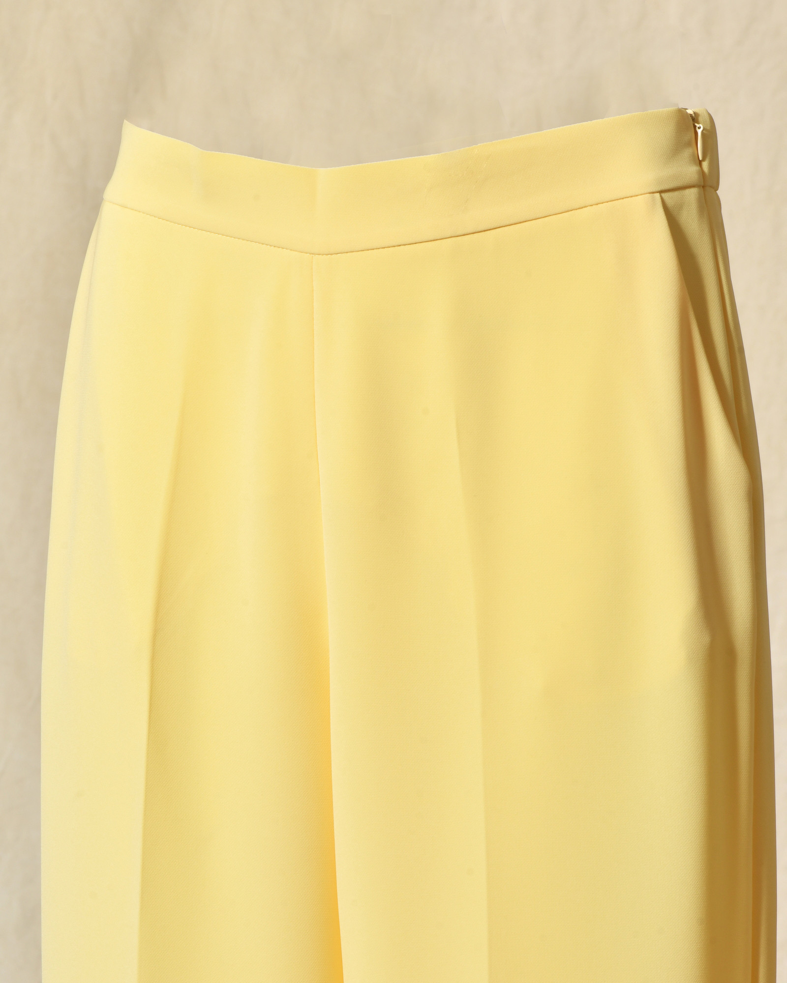 Pantalon jaune pâle Clips