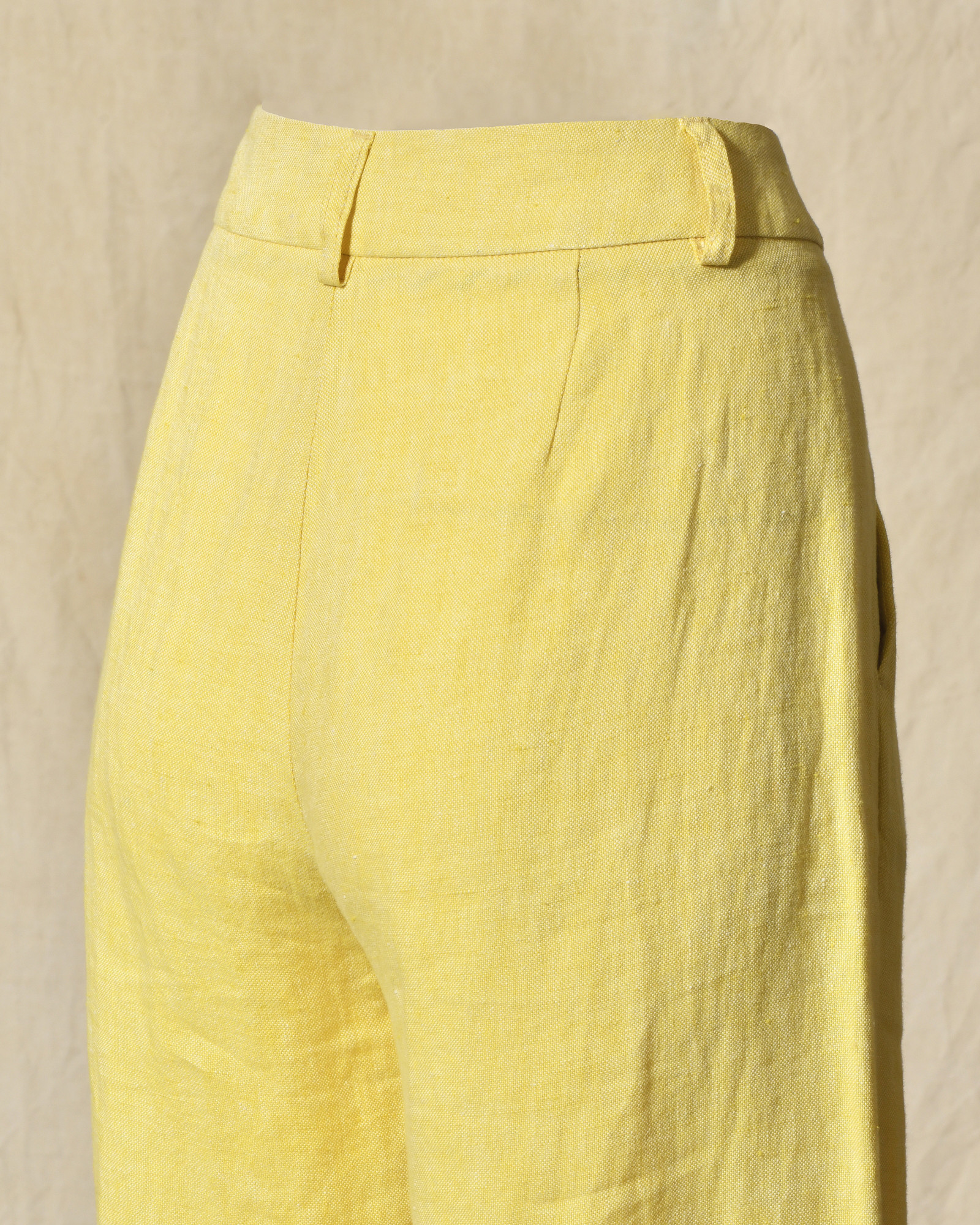 Pantalon en lin jaune Diega