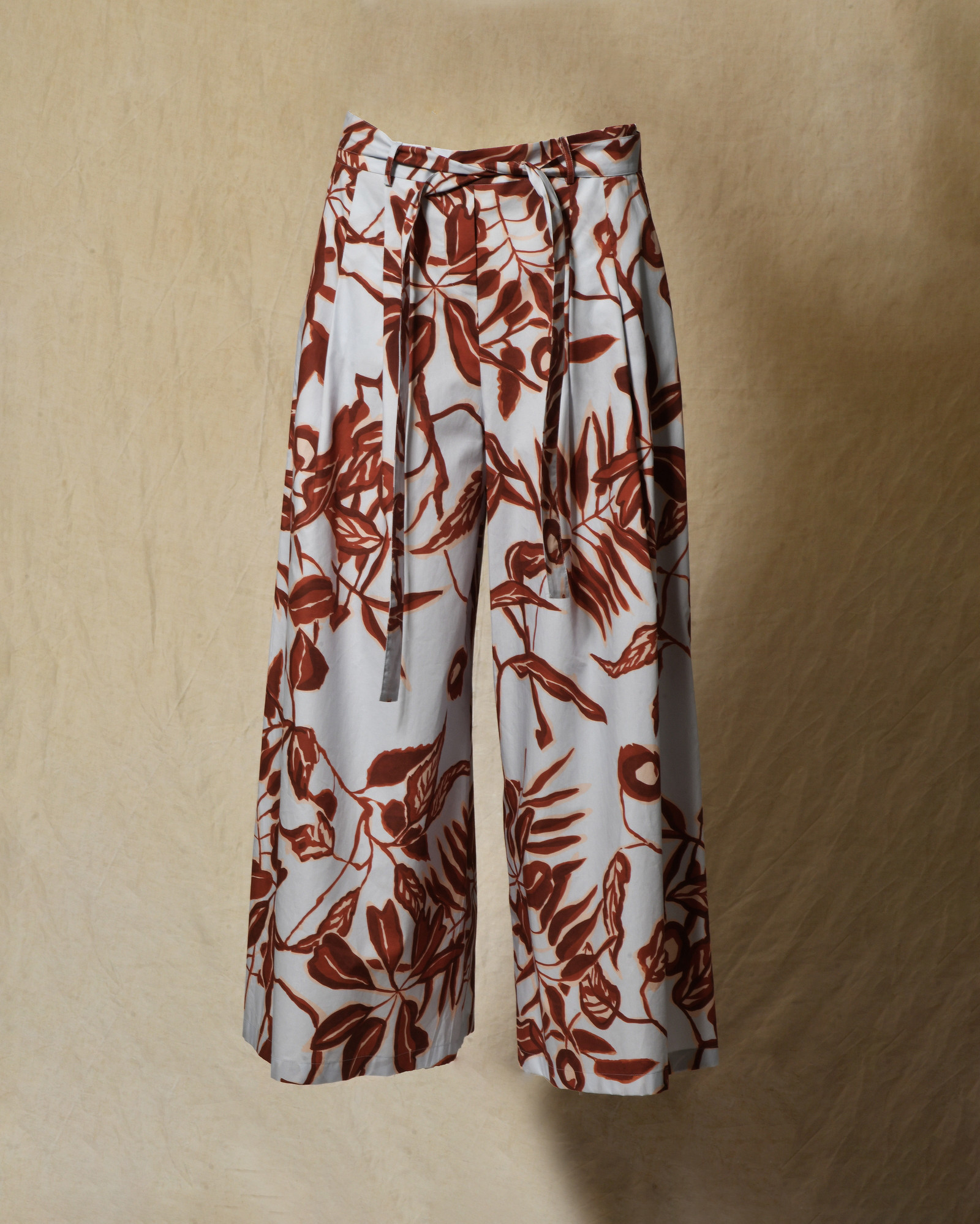Pantalon bleu à imprimé florale rouge Lady Cotton
