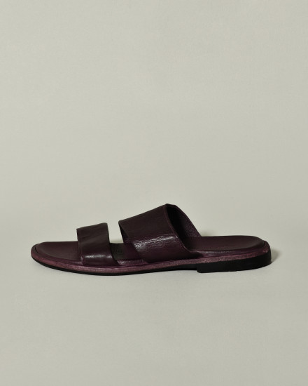 Sandales plates en cuir violettes Brador