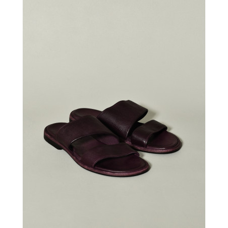 Sandales plates en cuir violettes Brador
