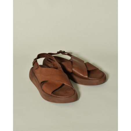 Sandales en cuir marron Brador