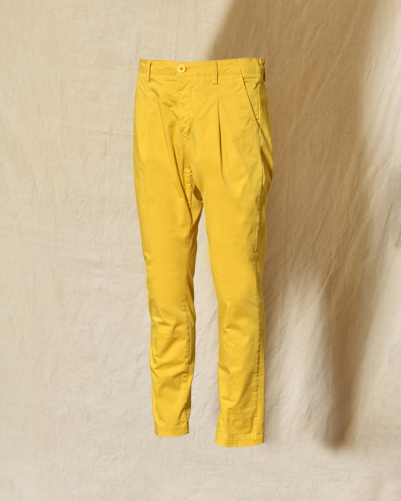 Pantalon chino jaune en coton Centoquattro
