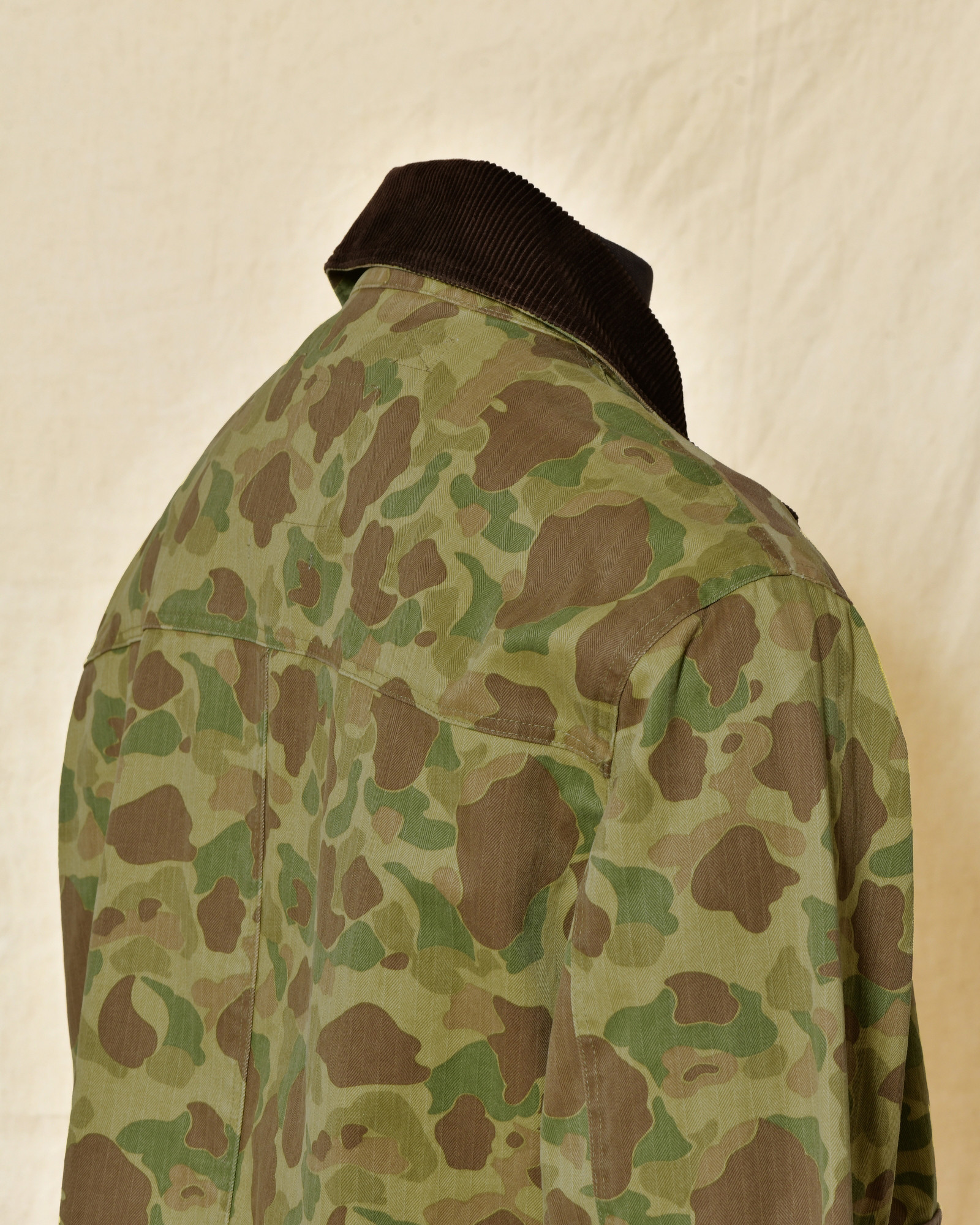 Veste camouflage à col en velours côtelé Front Street