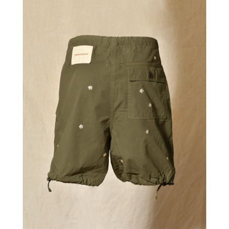 Short parachute à broderies marguerite Front Street