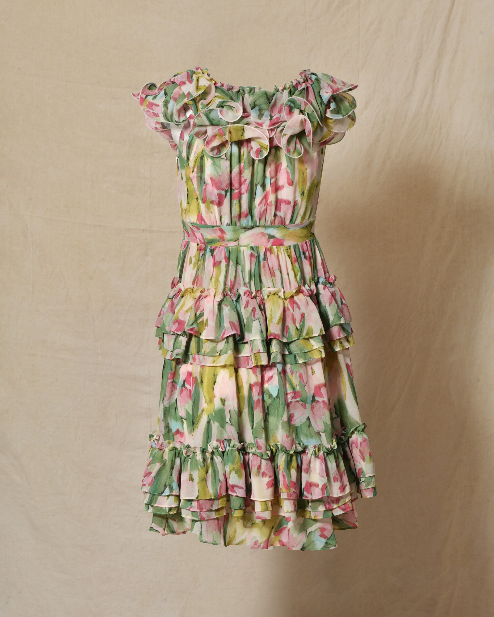 Robe bustier fleurie à volants et fronces multicolores Edward Achour