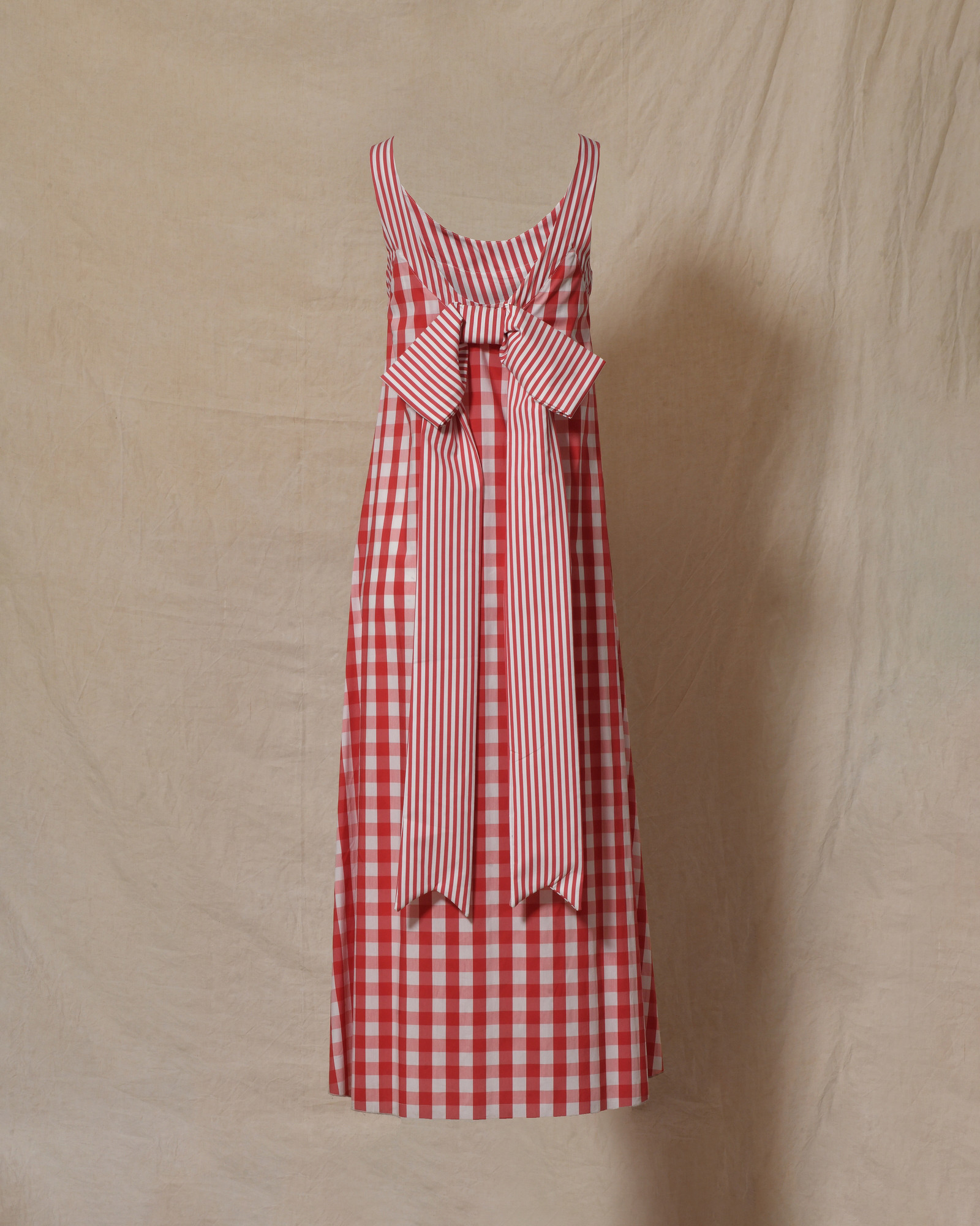 Robe longue sans manches à carreaux rouges Front Street