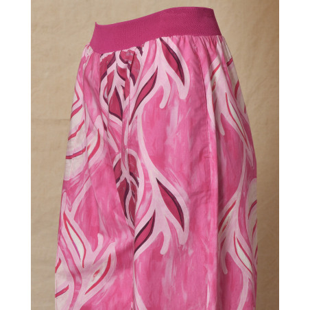 Pantalon en coton rose à motifs floraux She'so
