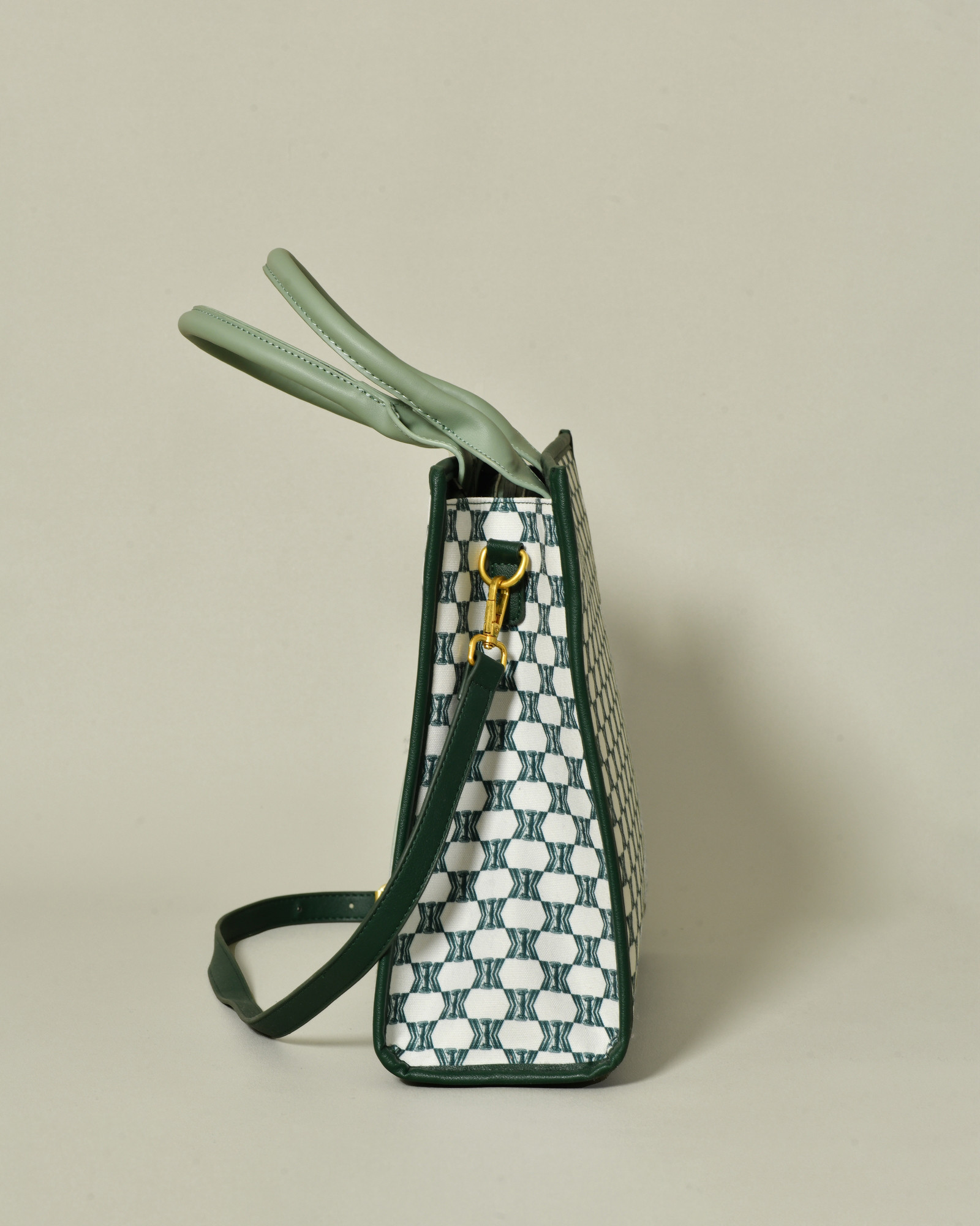 Sac cabas vert à motif monogramme Kassandre