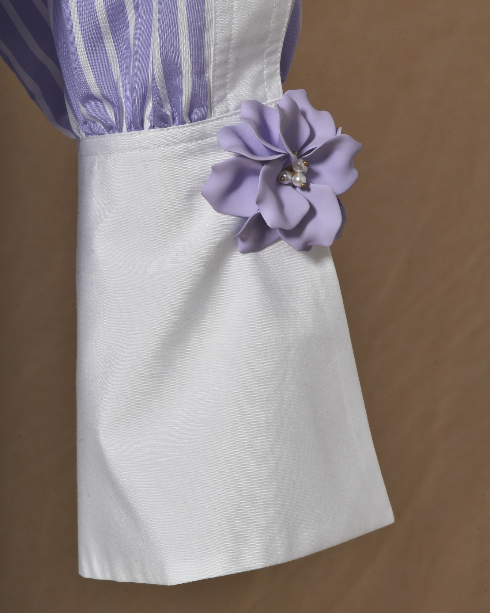 Chemisier à rayures violettes et broderie floral Edward Achour