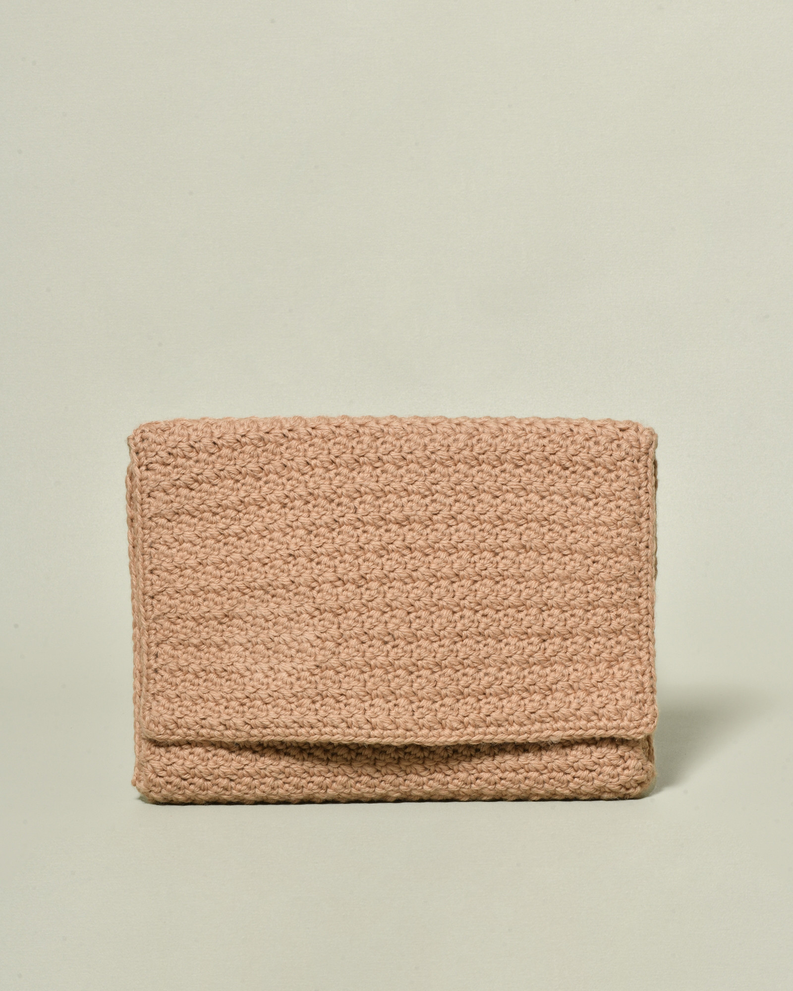 Pochette en crochet beige La Milanesa