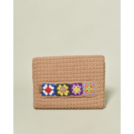 Pochette en crochet beige La Milanesa
