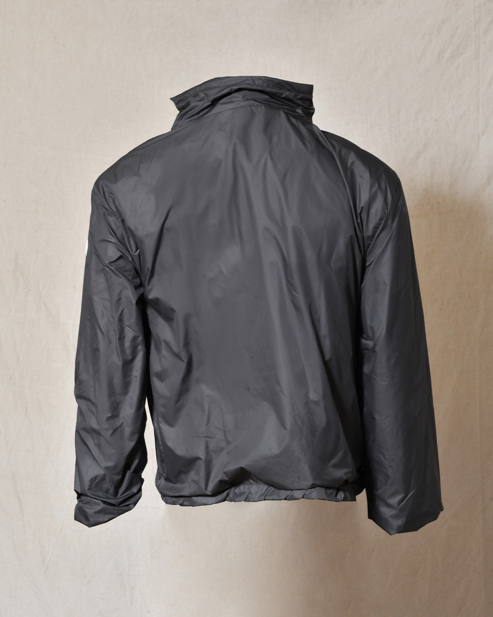 Veste coupe-vent à capuche gris anthracite Archives 18-20