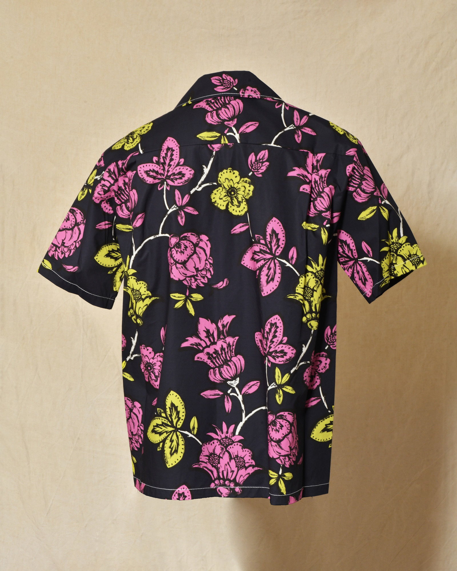 Chemise bleu marine à imprimé floral Parosh