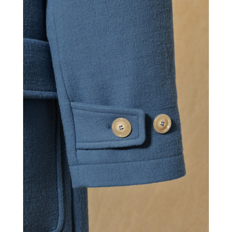 Manteau bleu à capuche et fermeture à brandebourgs Maison Lener