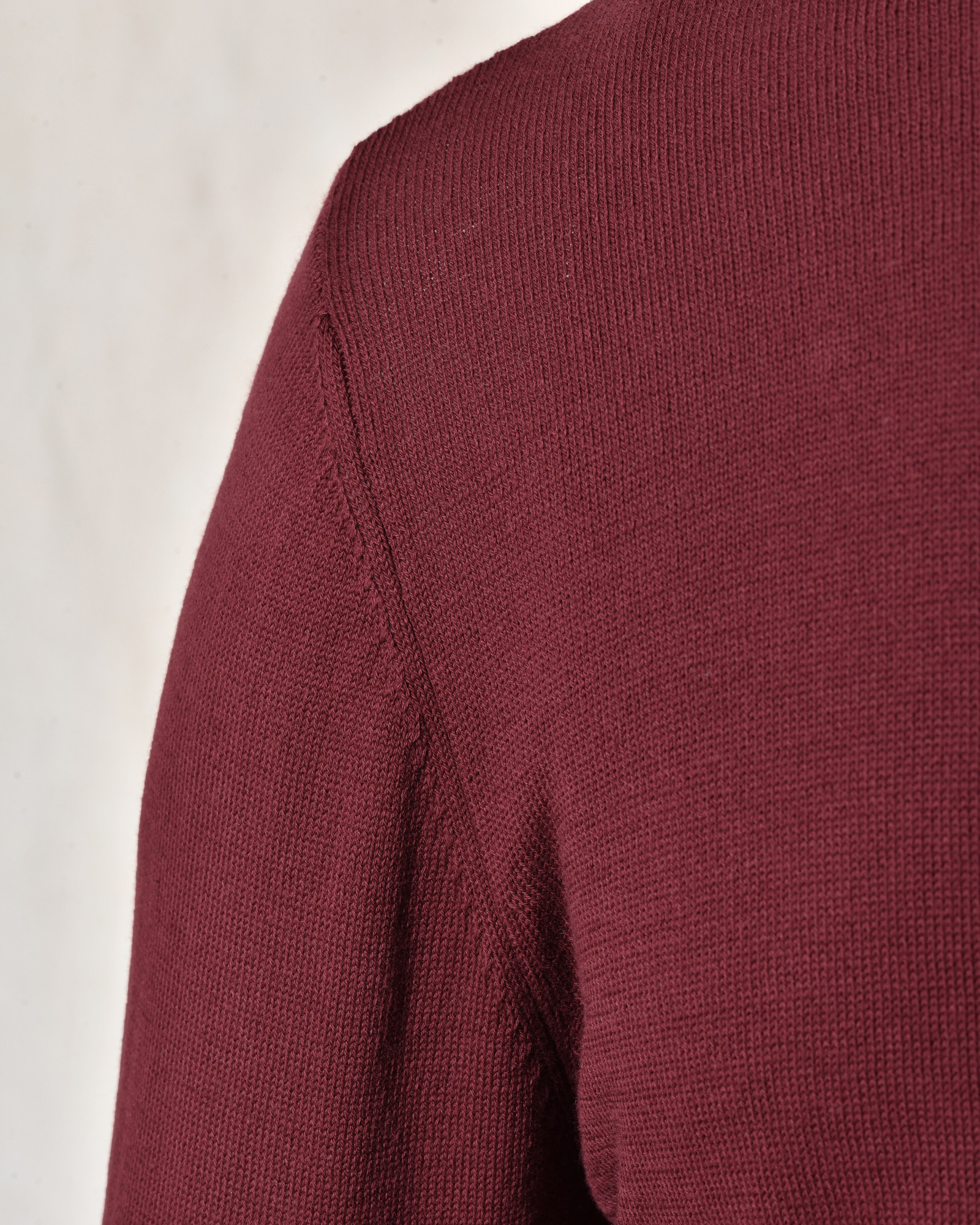 Pull bordeaux à col contrasté Editions M.R