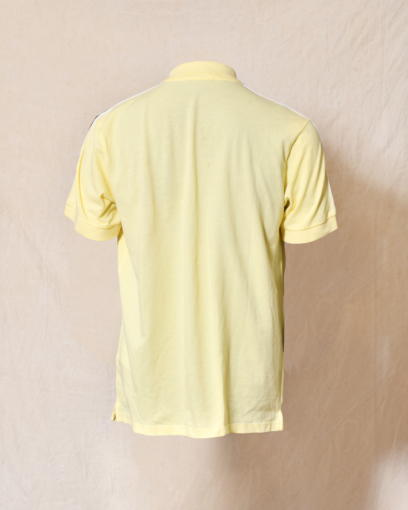 Polo en coton piqué jaune à bandes latérales Les Copains