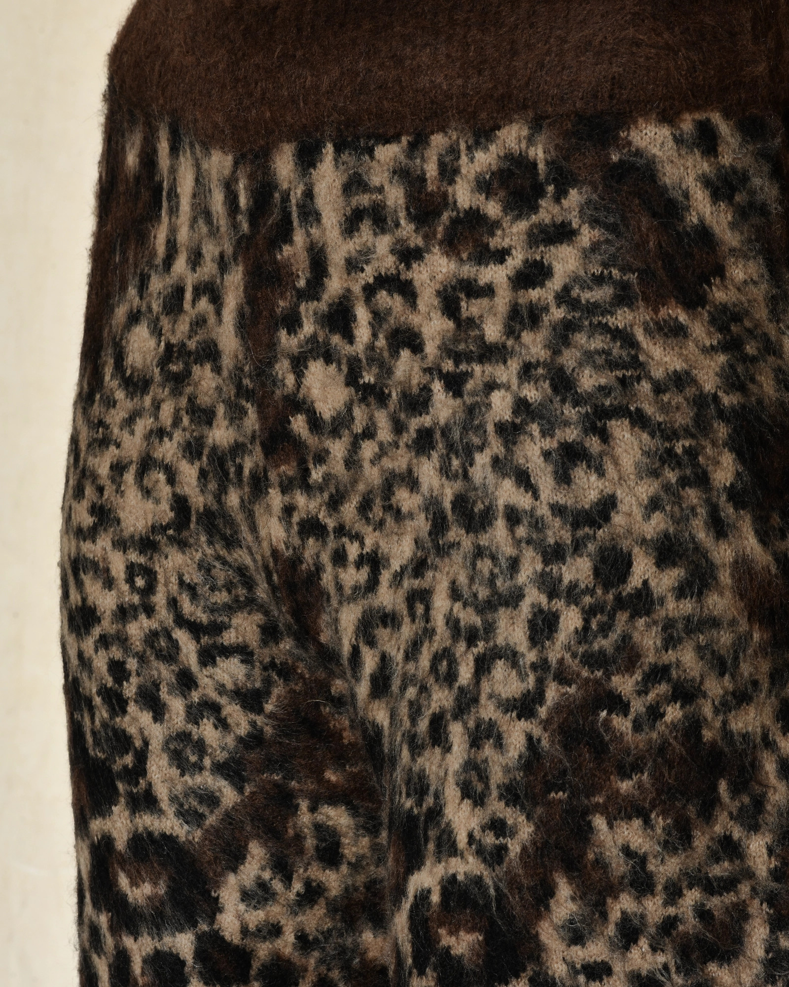 Pantalon en maille à motif léopard marron Front Street