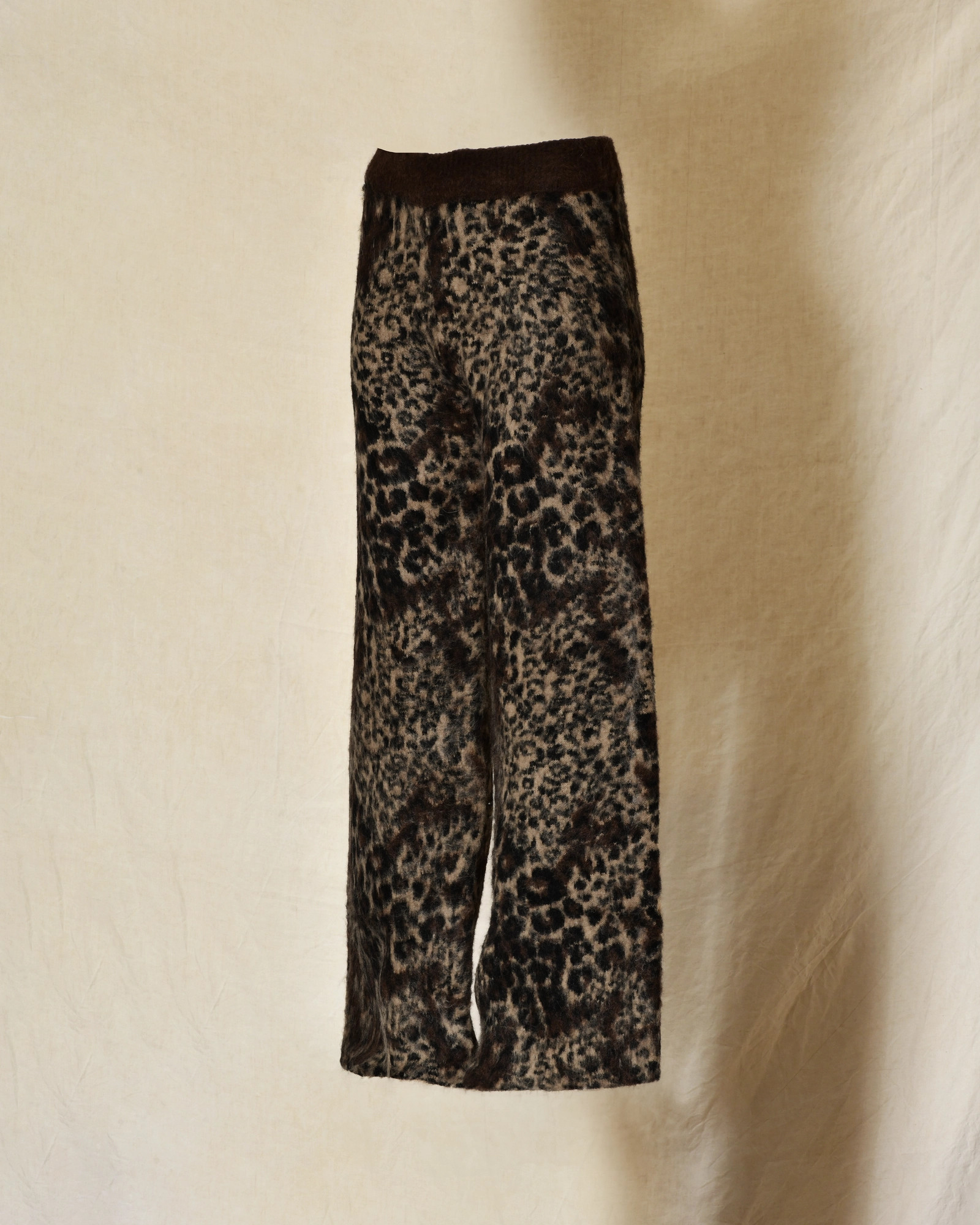 Pantalon en maille à motif léopard marron Front Street