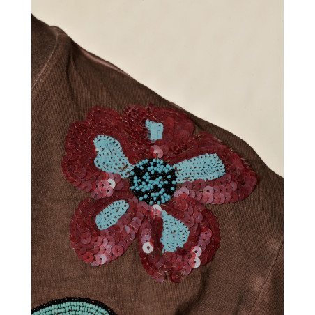 T-shirt marron à motifs floraux brodés Front Street
