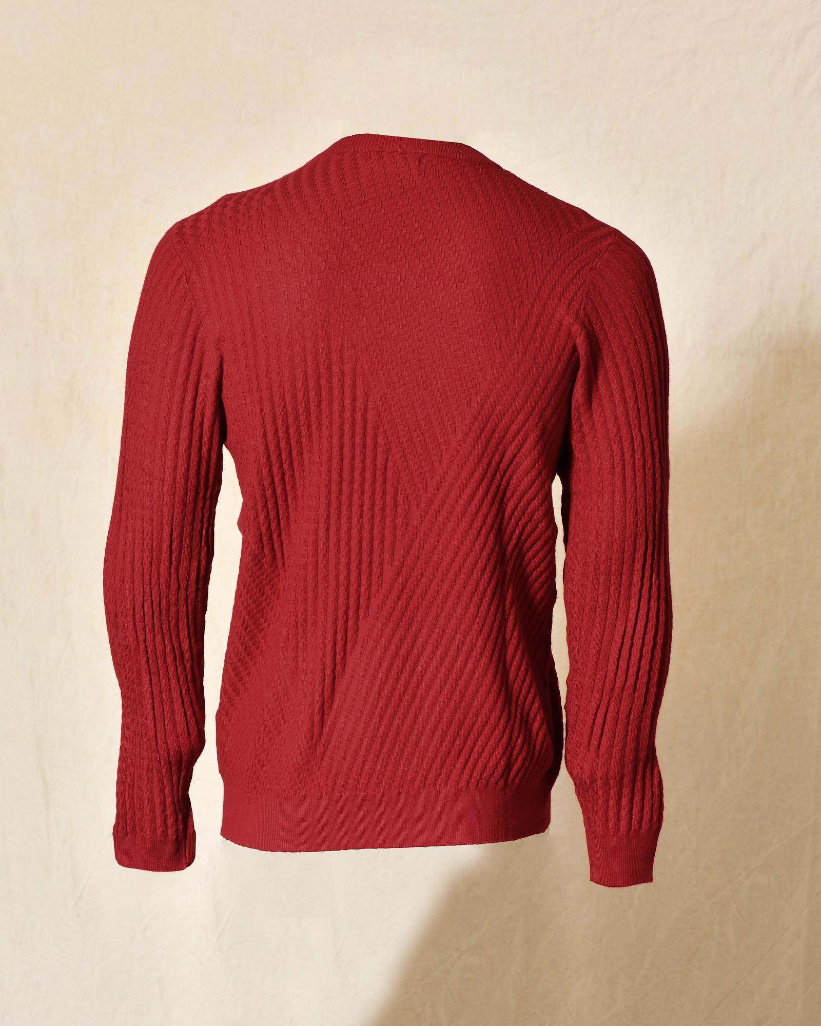 Pull rouge en maille côtelée Over-D