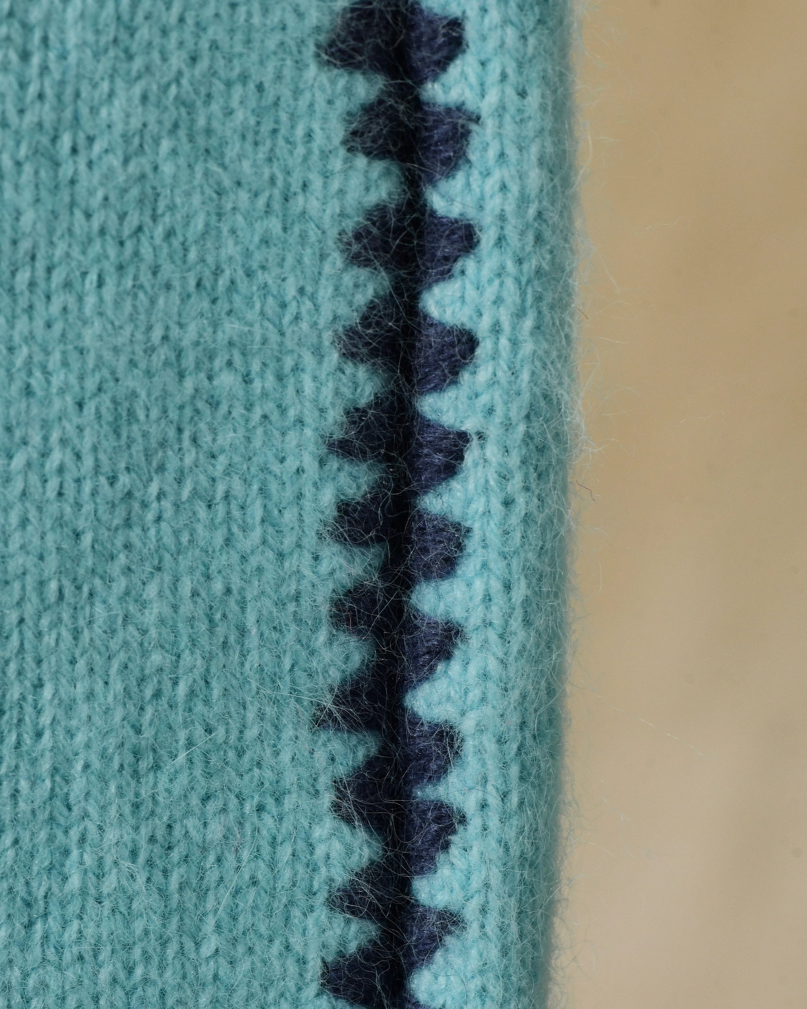 Pull en laine bleu turquoise Ma Petite Capsule