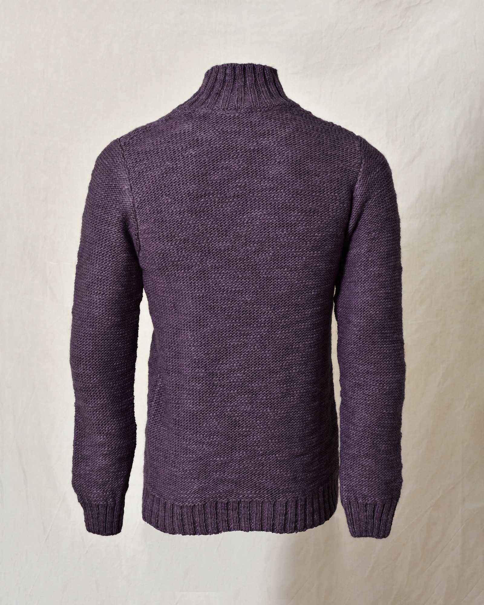 Pull en laine violet à col montant Daniele Alessandrini