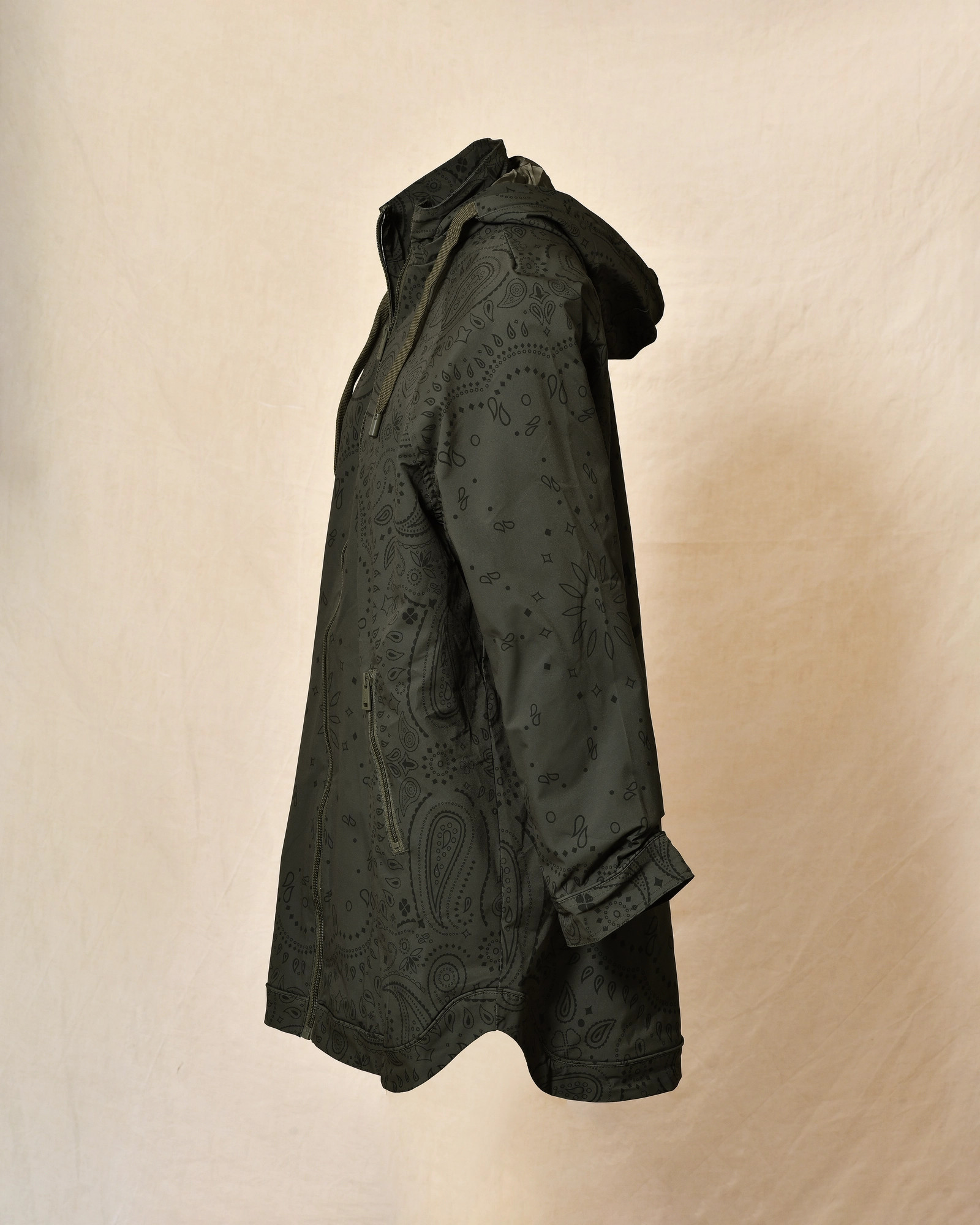 Veste coupe-vent kaki à motif bandana noir Ma Petite Capsule