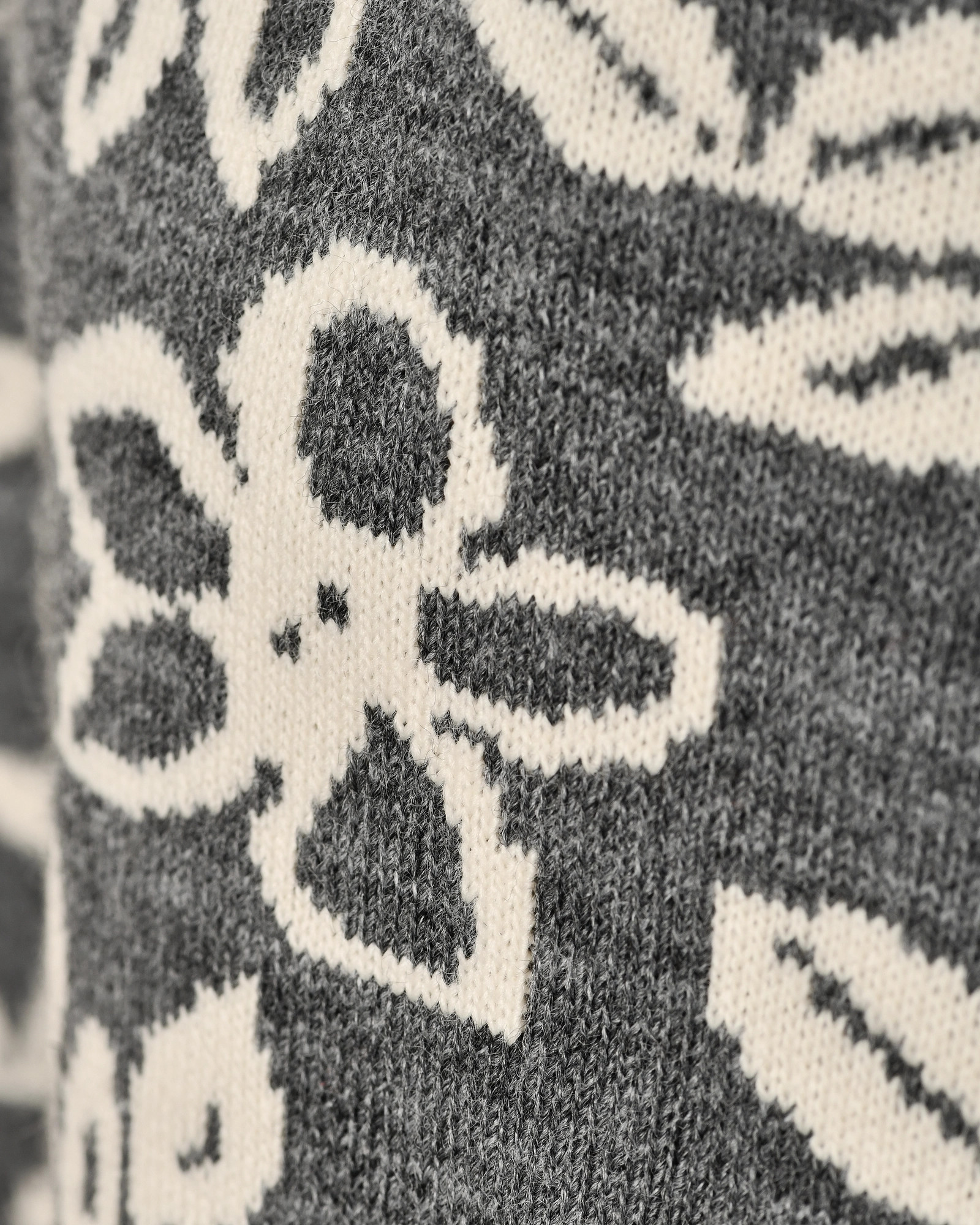 Pull en maille gris à imprimé floral blanc Over-D
