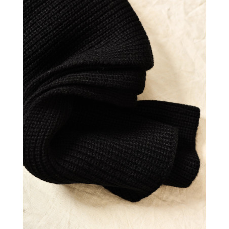 Echarpe en laine noire Over-D