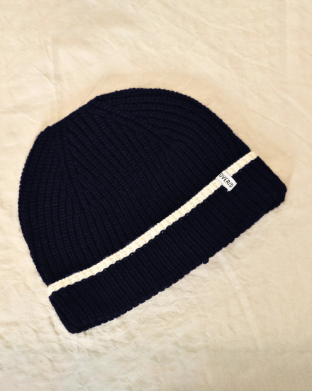 Bonnet en laine bleu à bordure contrastante Over-D
